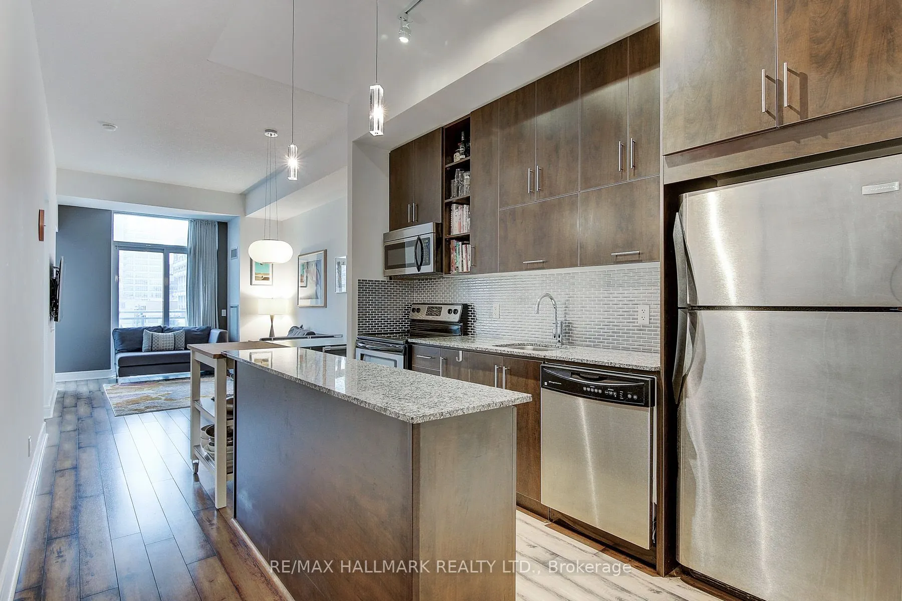 112 George Street, #727