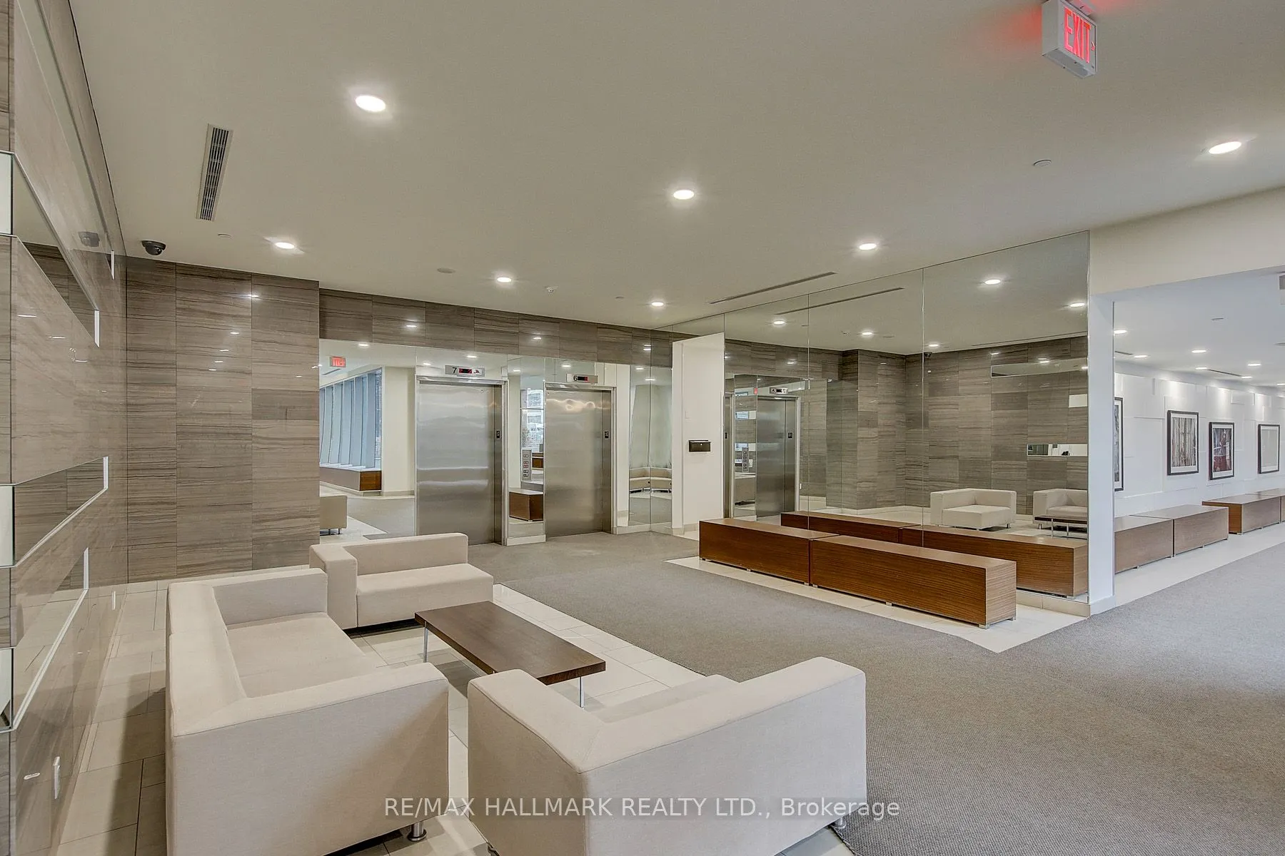 112 George Street, #727