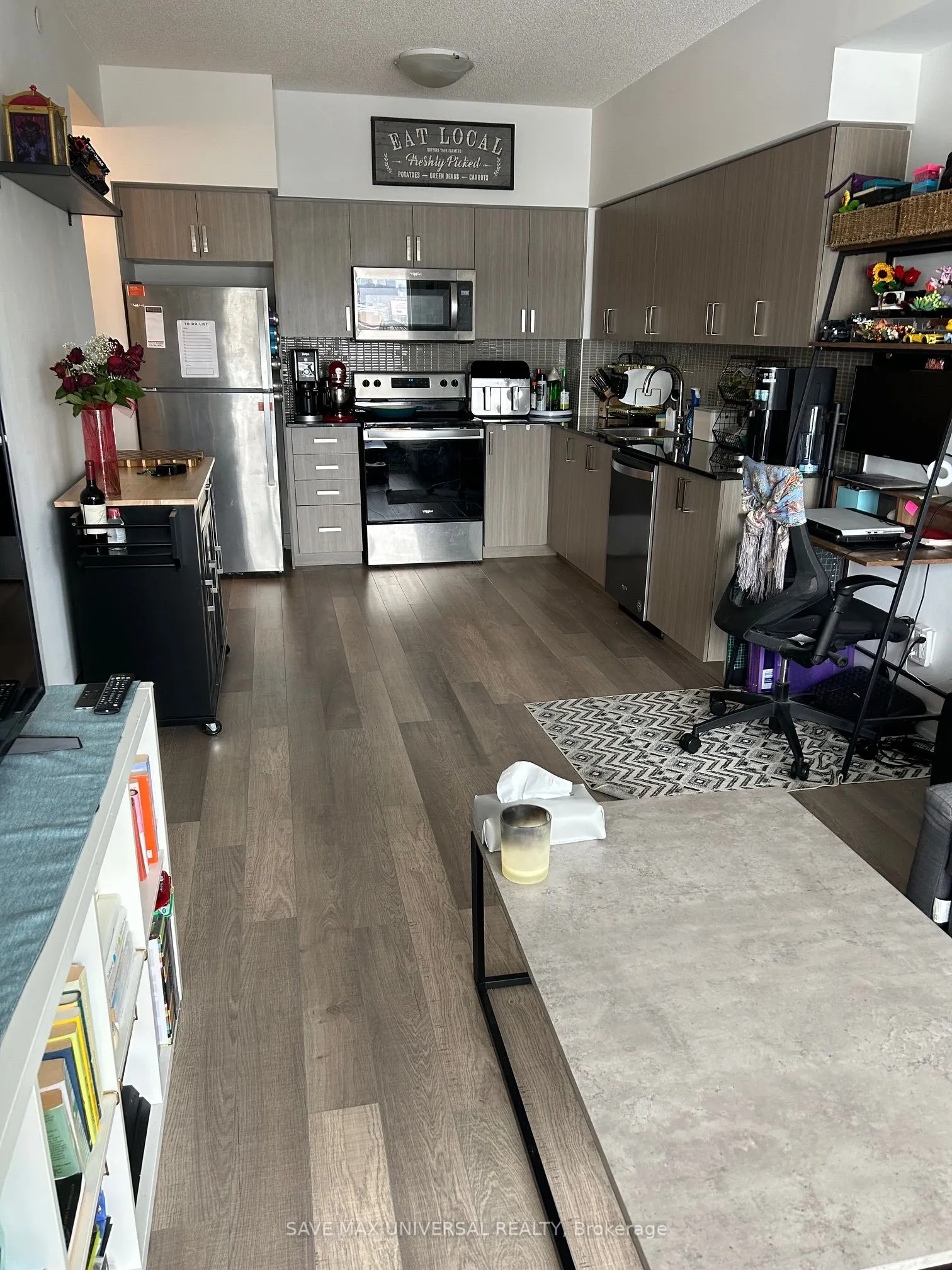 1603 Eglinton Avenue W, #401