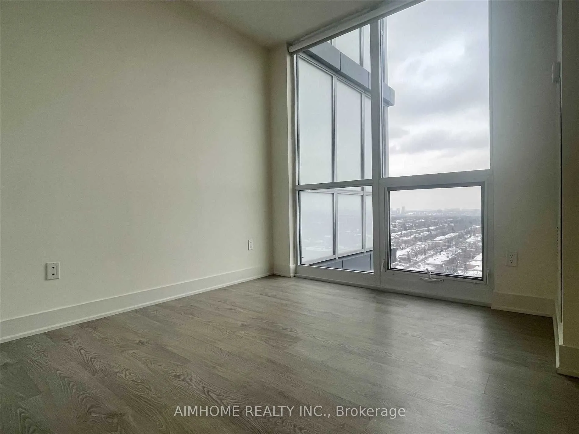 88 Sheppard Avenue E, #2502