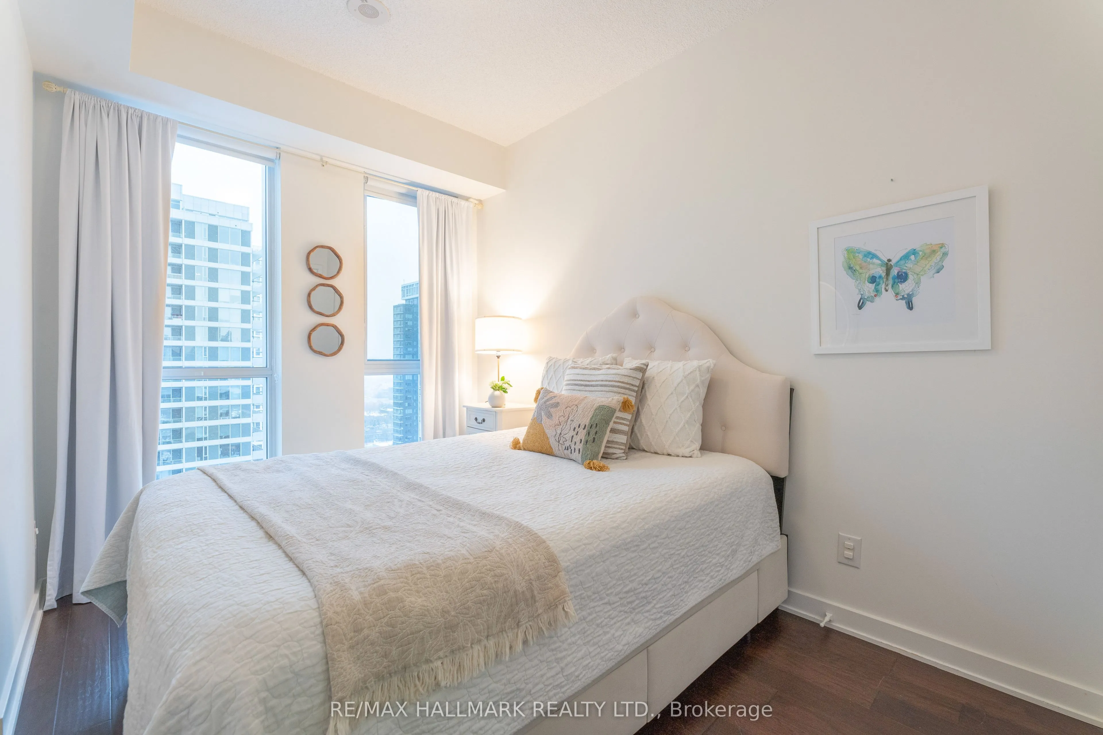 170 Sumach Street, #2101