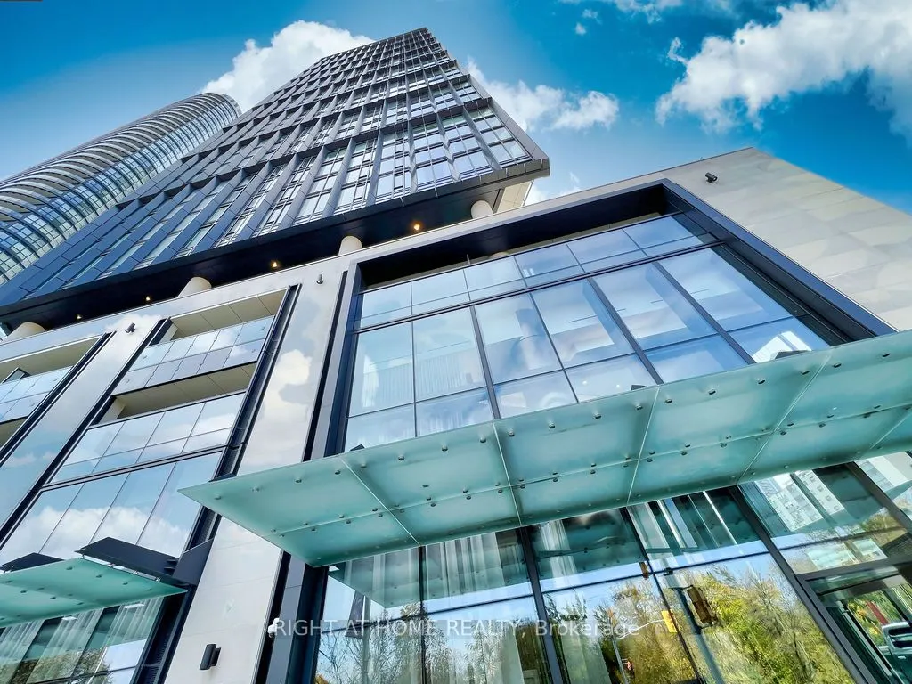575 Bloor Street E, #608