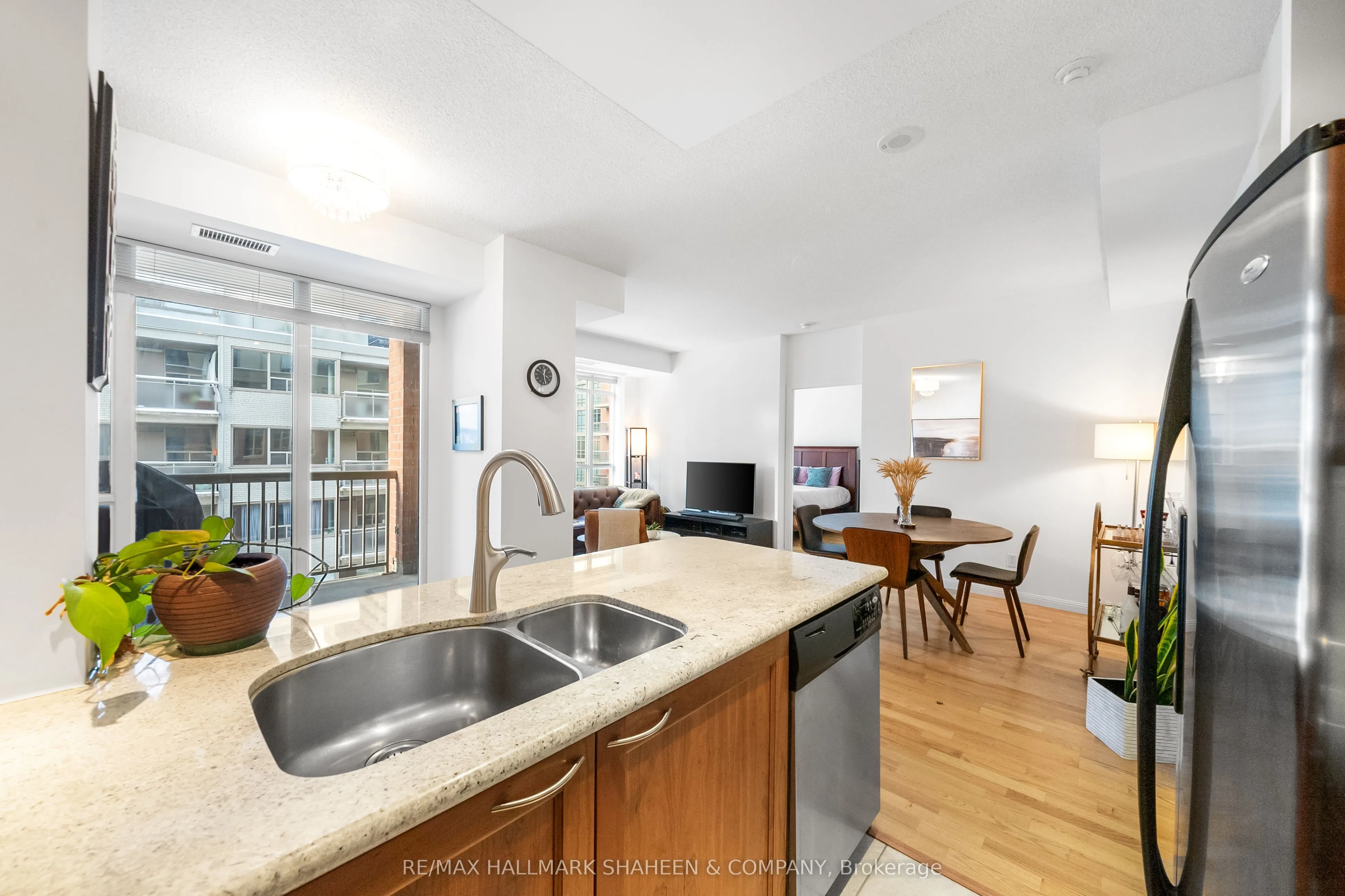 900 Mount Pleasant Road #426