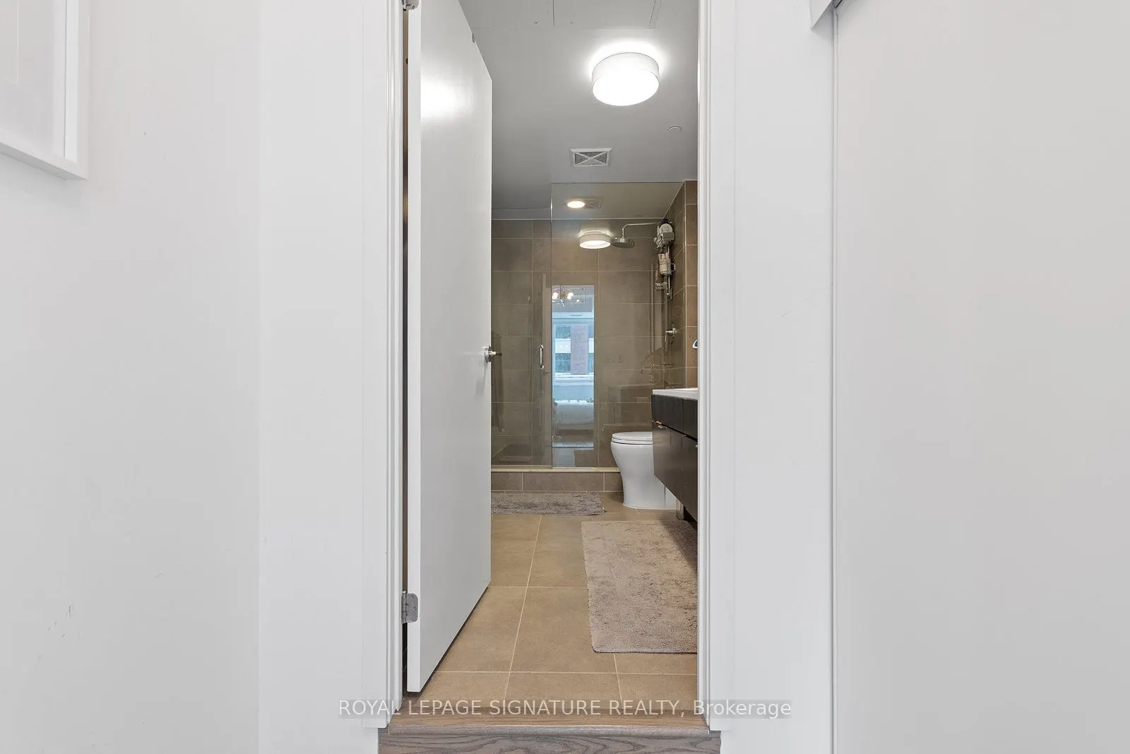 508 Wellington Street, #TH1