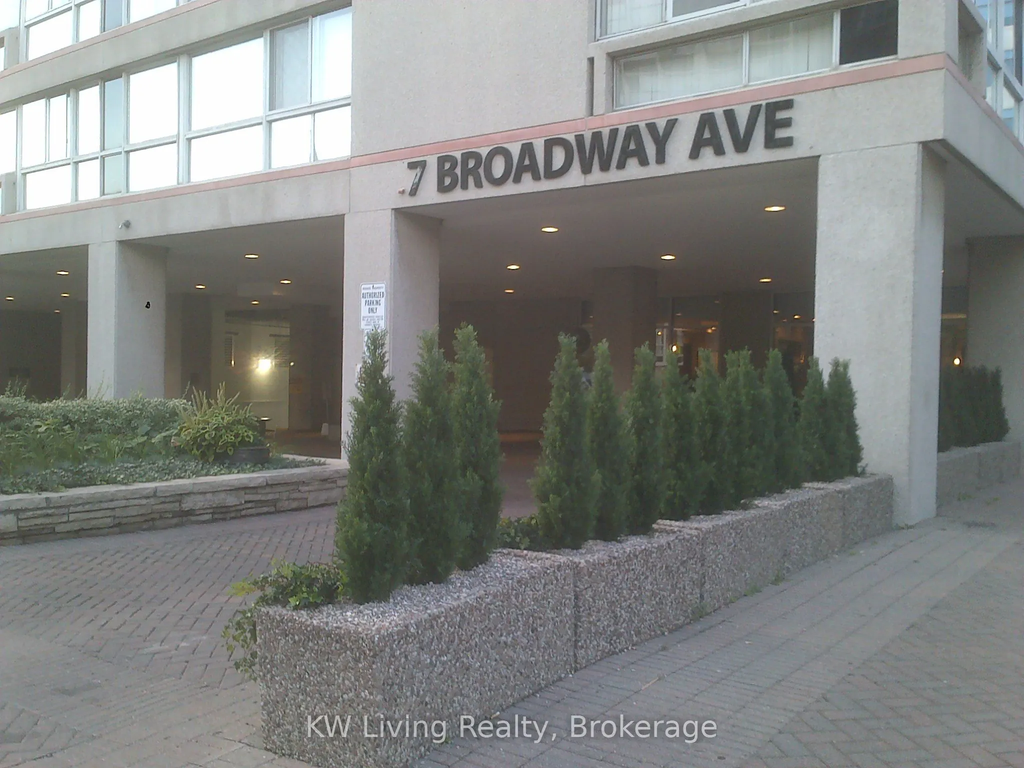 7 Broadway Avenue #PH-F