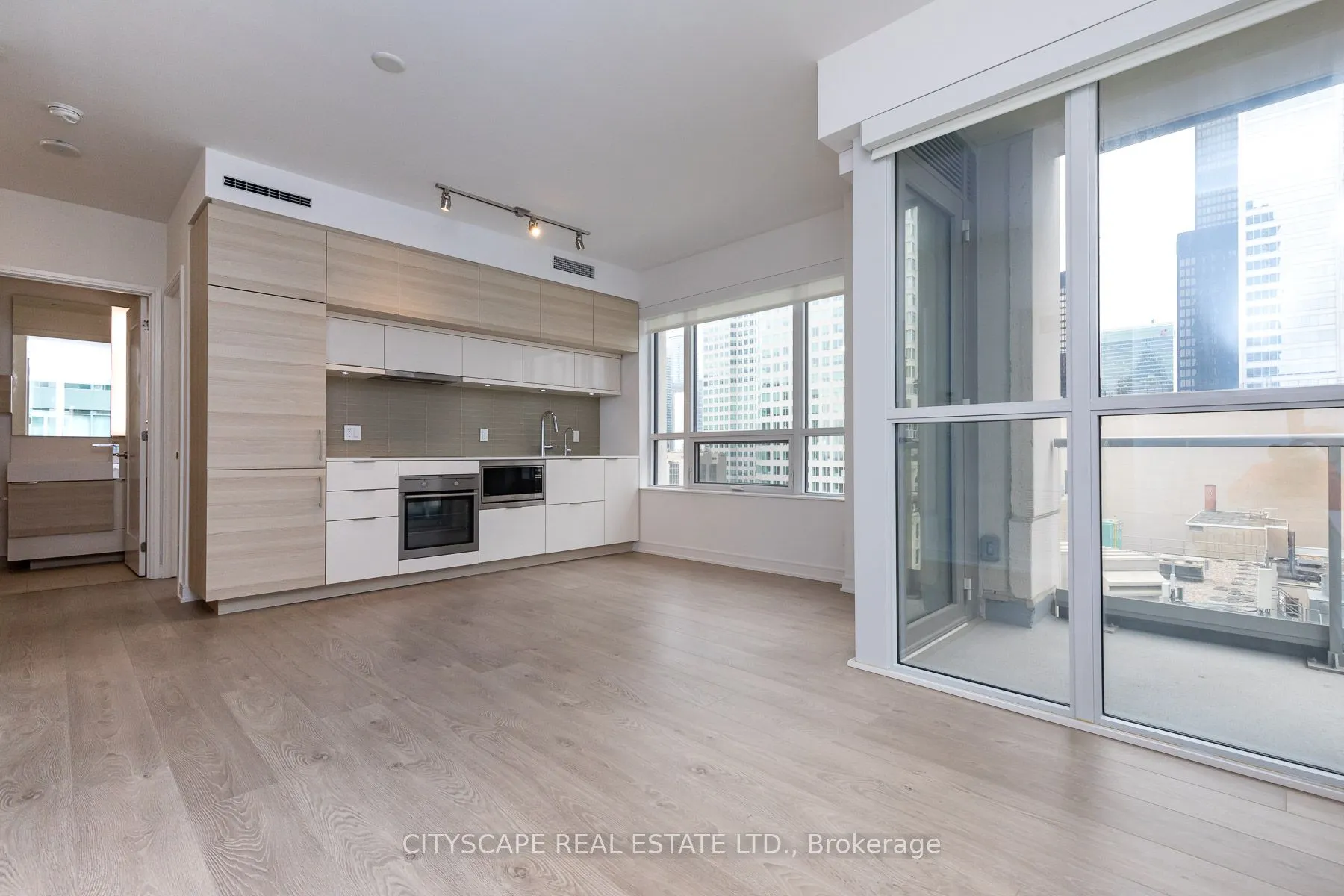 88 Scott Street, #1703