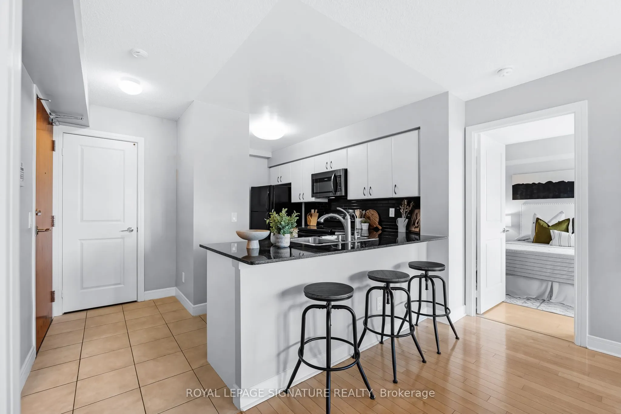 31 Bales Avenue, #501