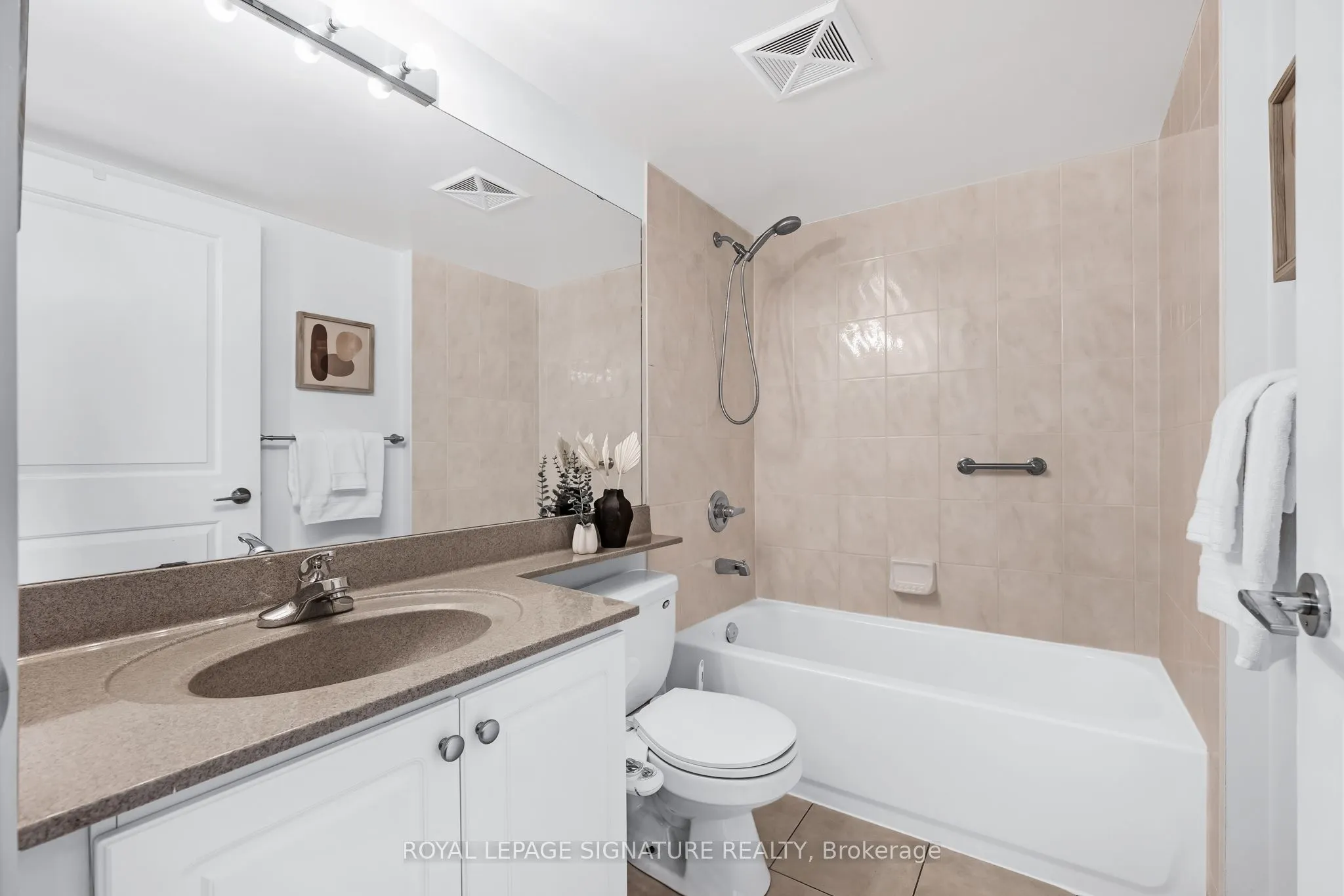 31 Bales Avenue, #501