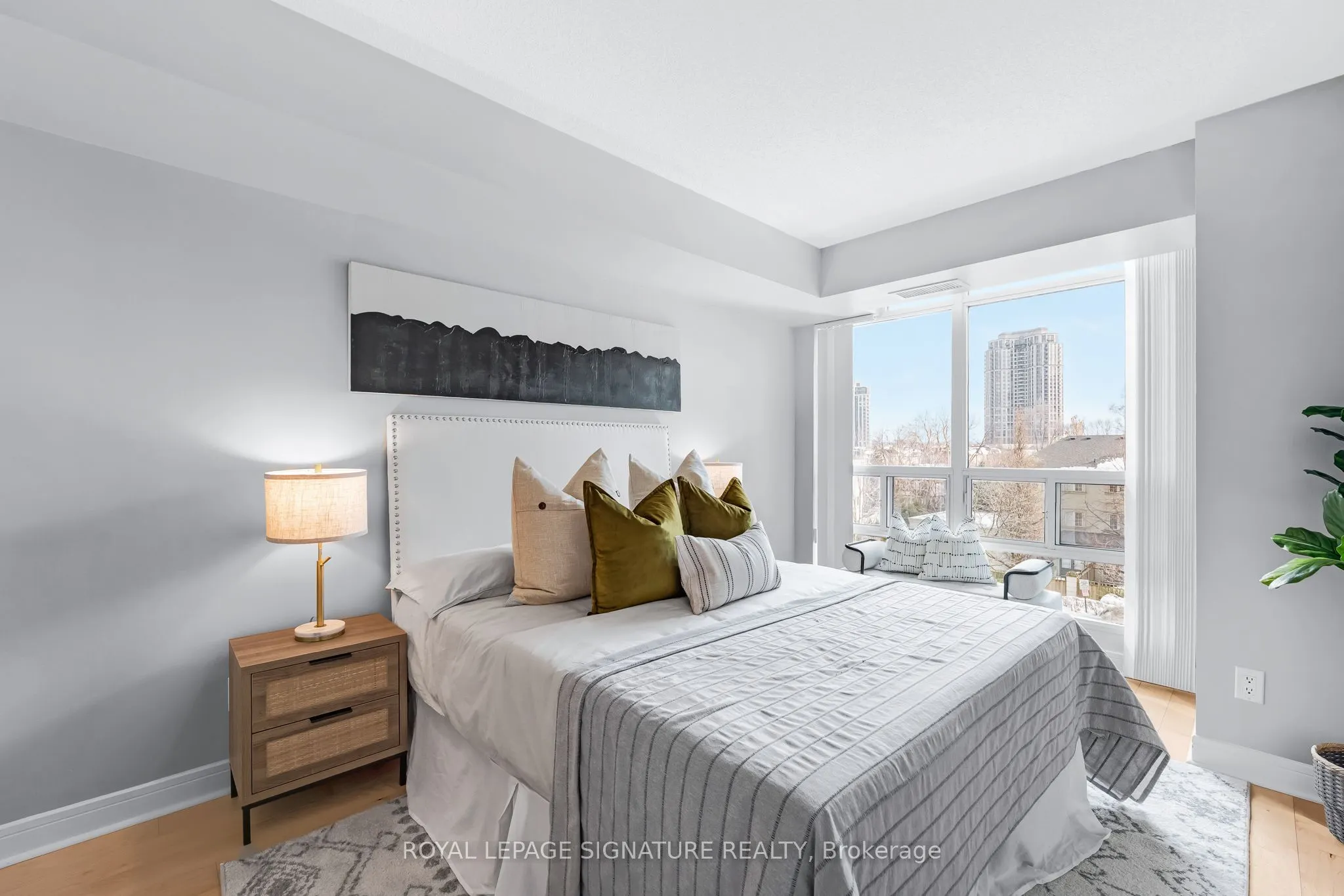 31 Bales Avenue, #501