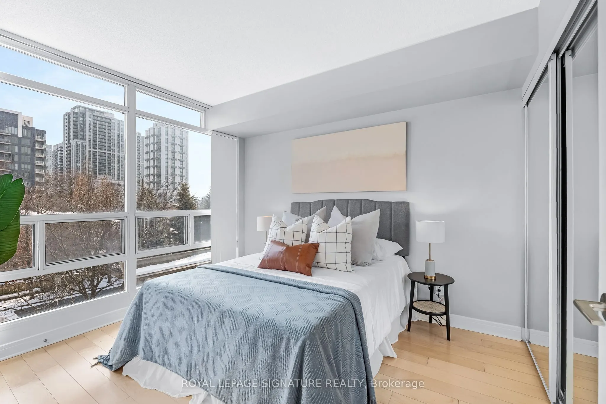 31 Bales Avenue, #501