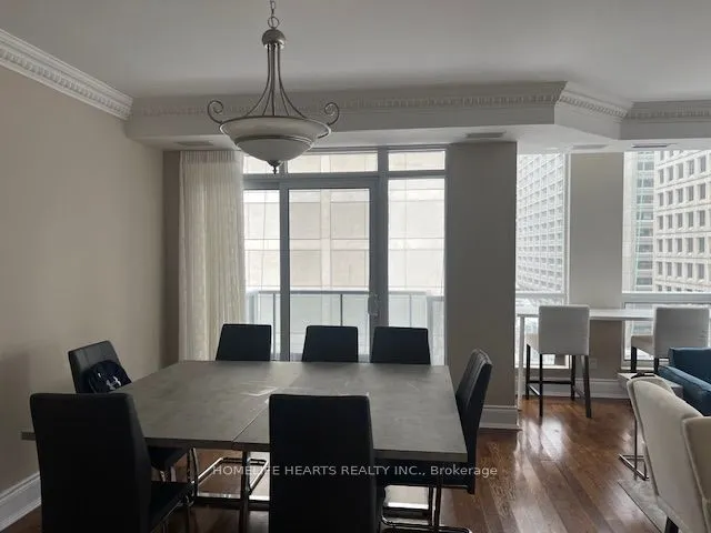 10 Bellair Street, #902