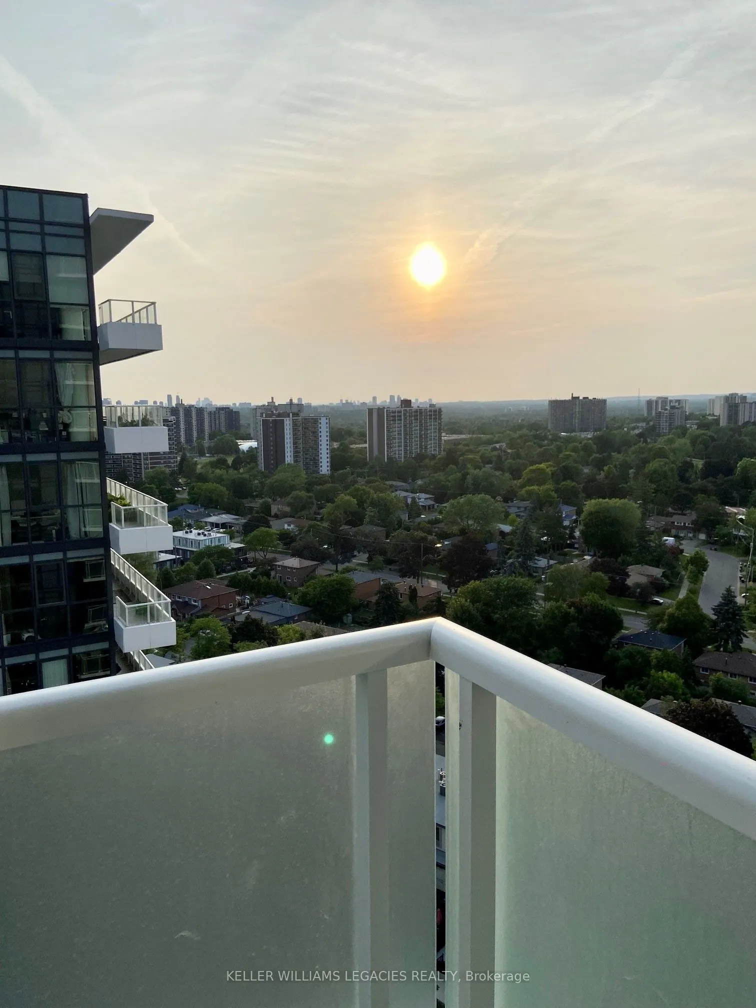 188 Fairview Mall Drive, #1902