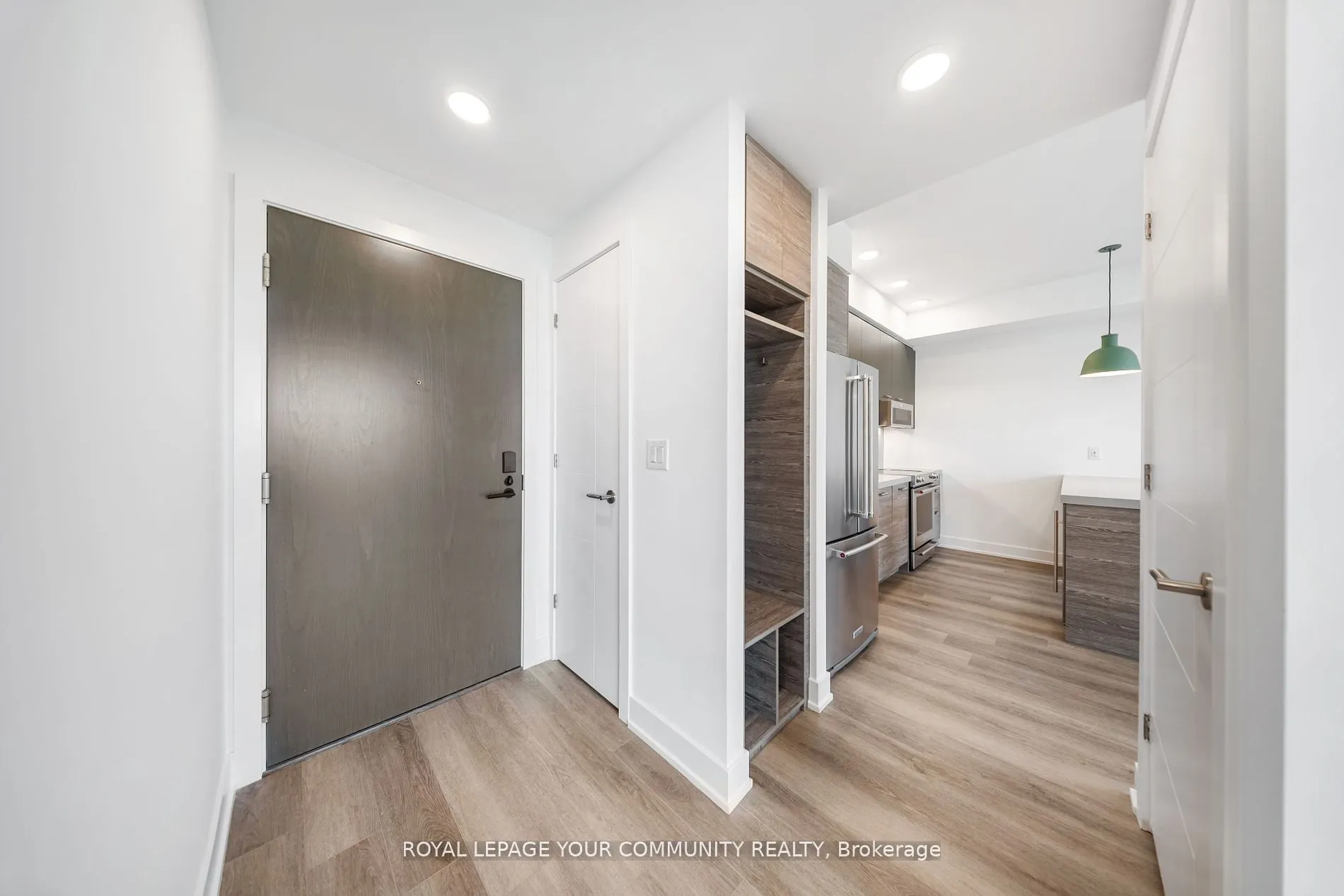 484 Spadina Avenue, #1205