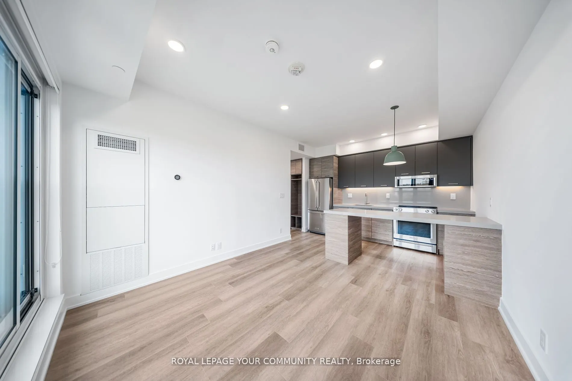 484 Spadina Avenue, #1205