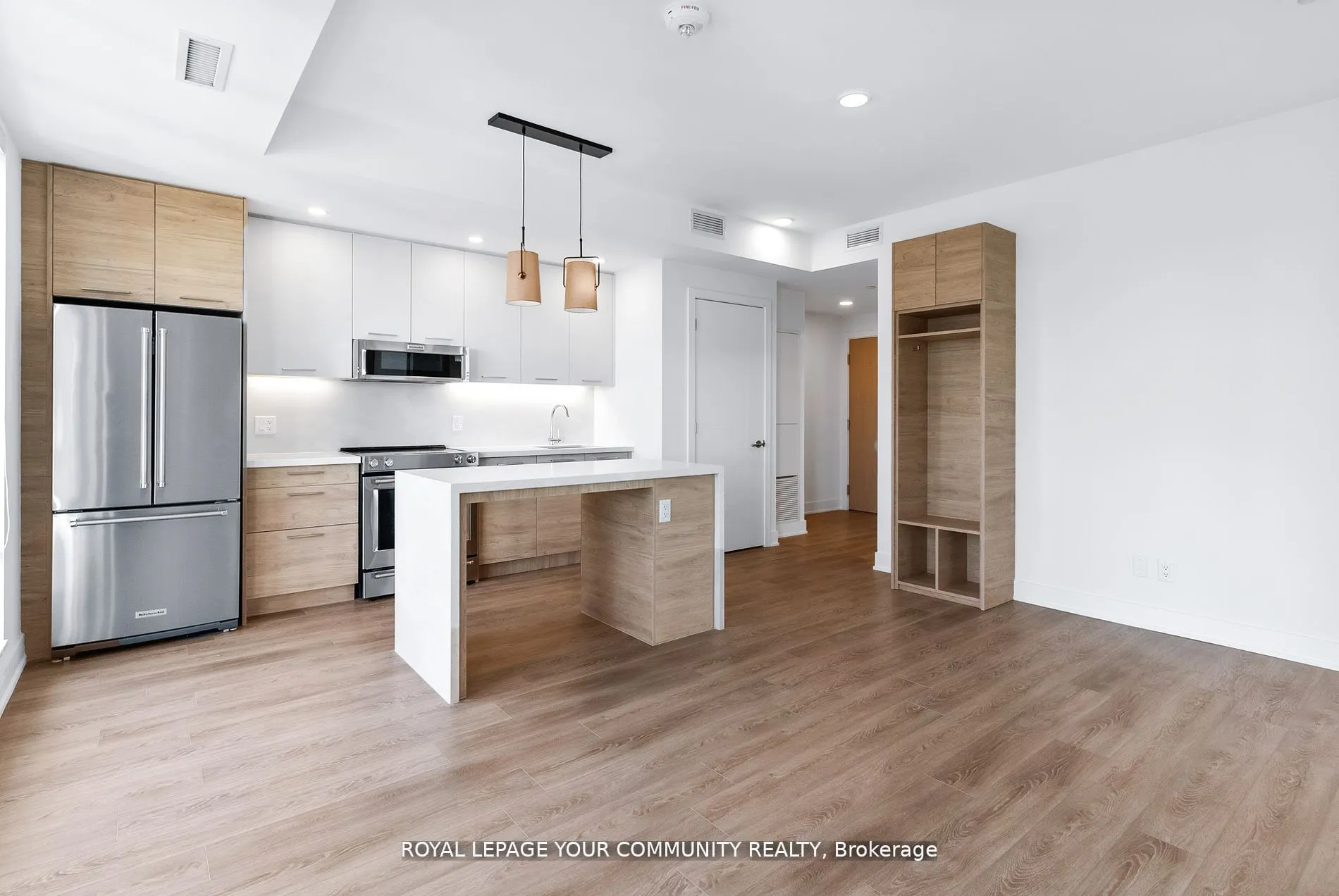 200 Redpath Avenue, #2809
