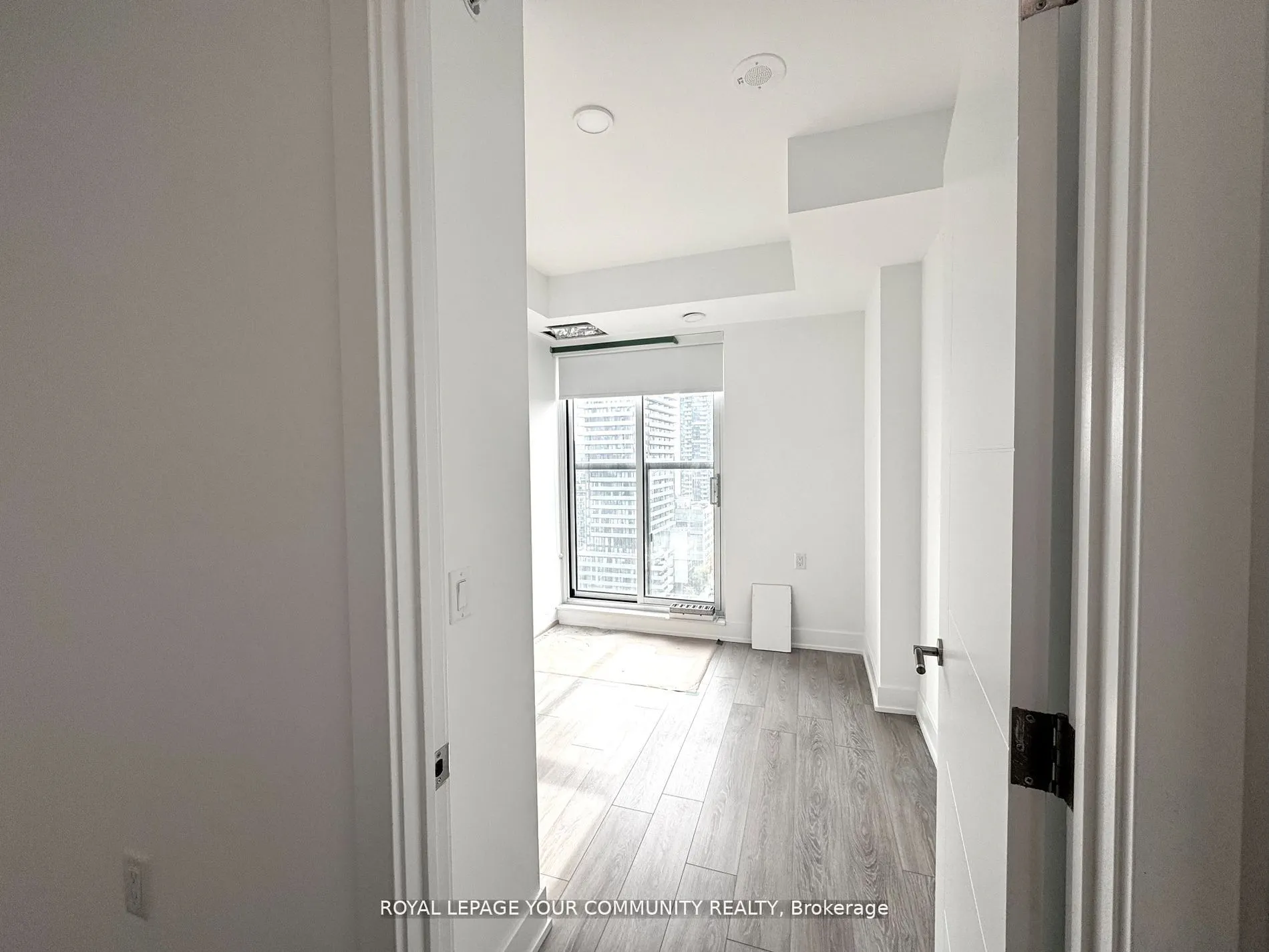 200 Redpath Avenue, #1804