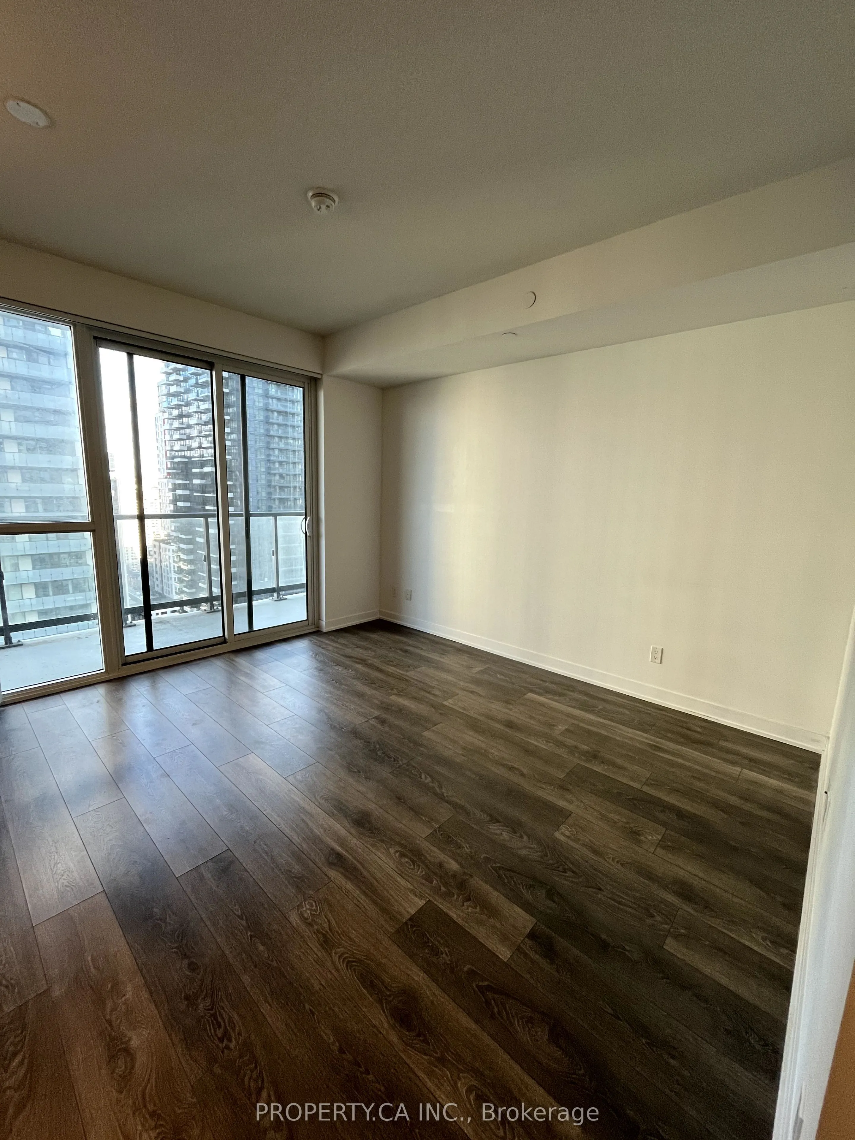 87 Peter Street #2809