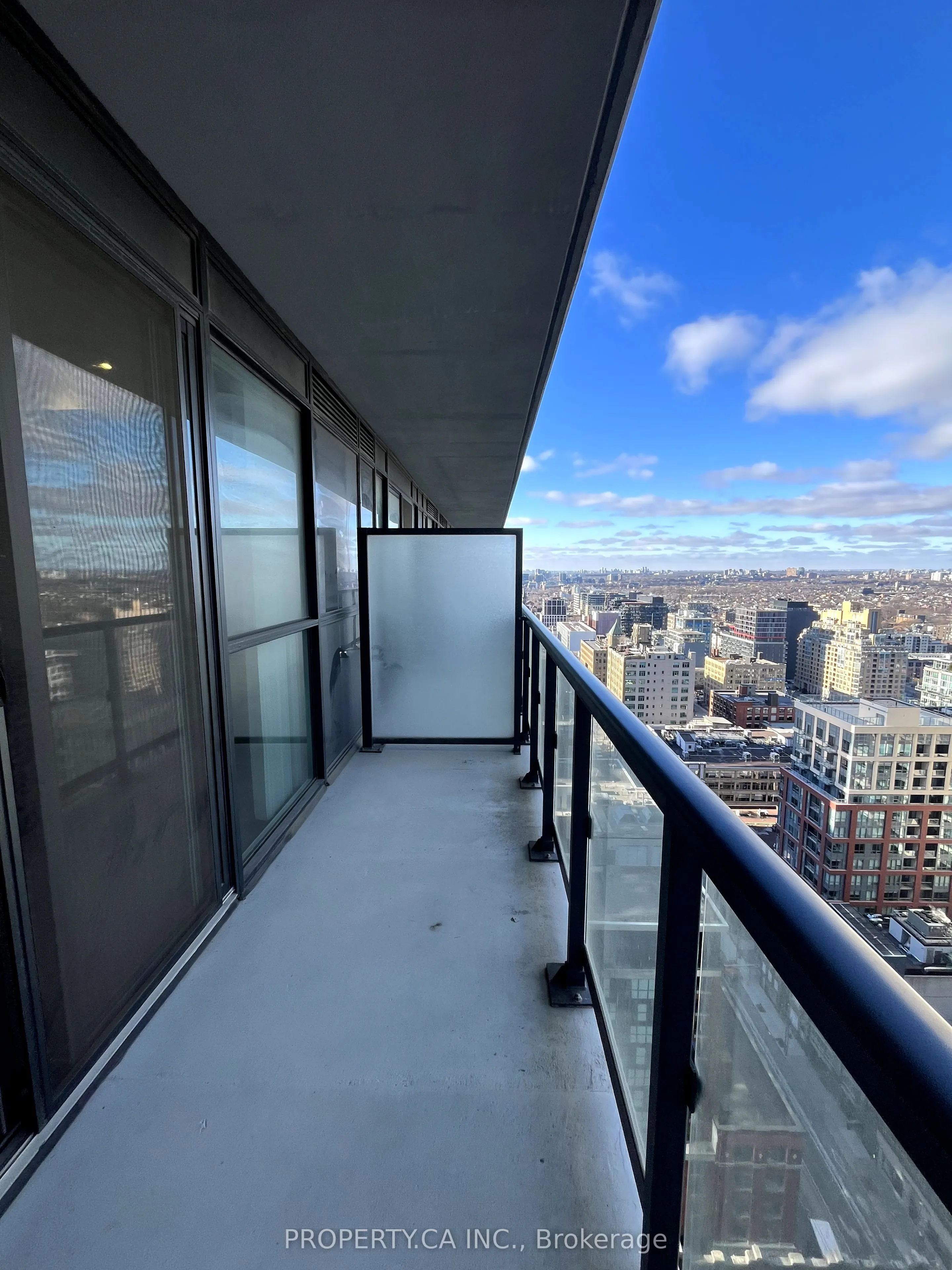87 Peter Street #2809