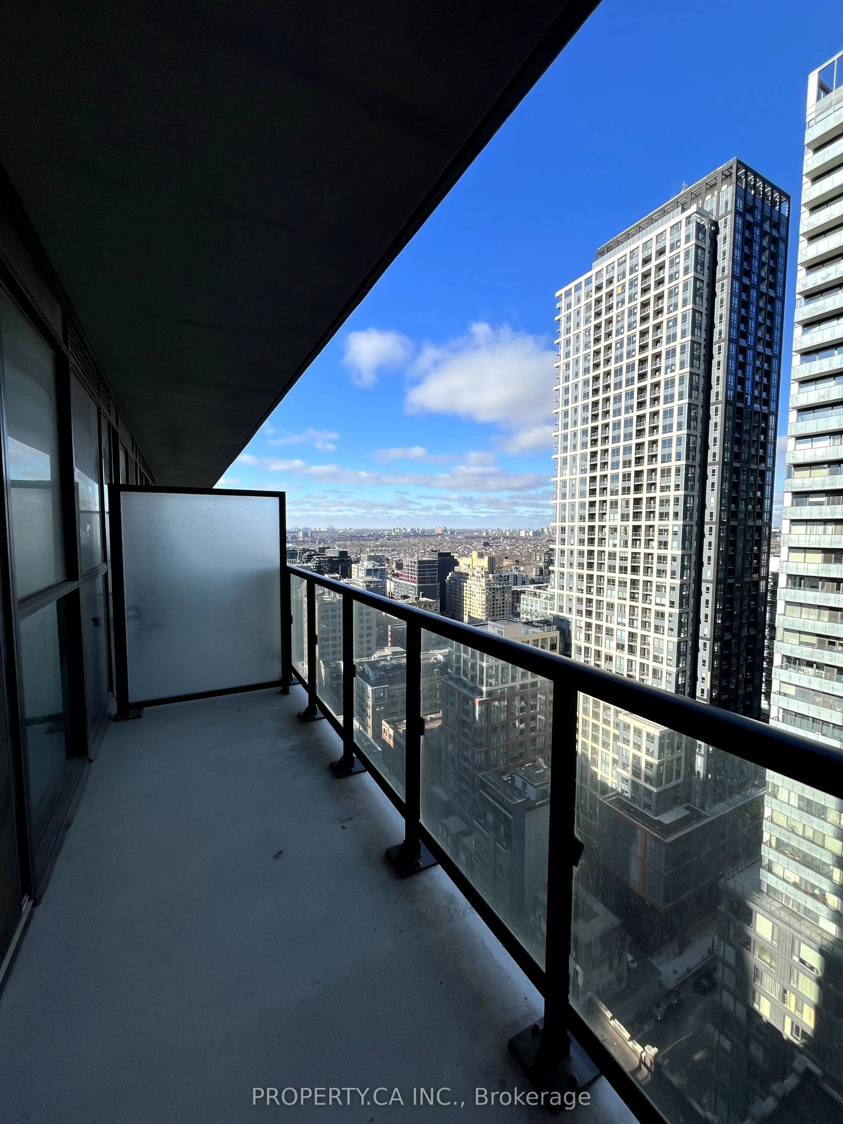 87 Peter Street #2809
