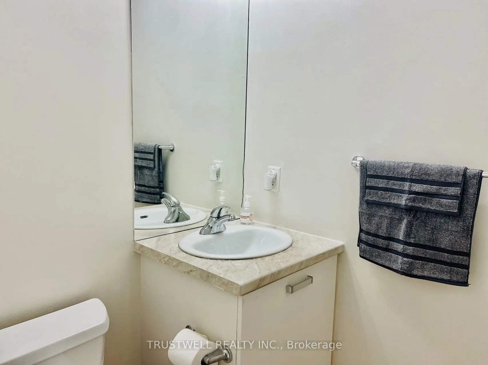 38 Grenville Street, #2601