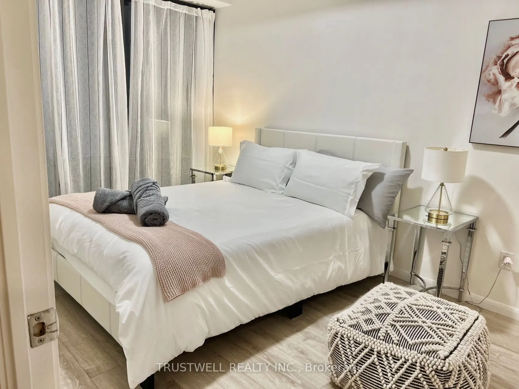 38 Grenville Street, #2601