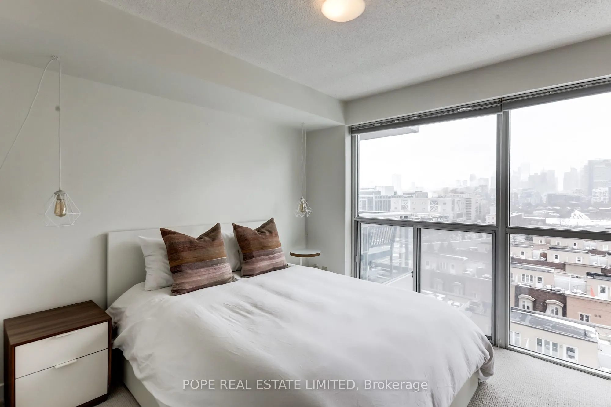 80 Western Battery Road, #811