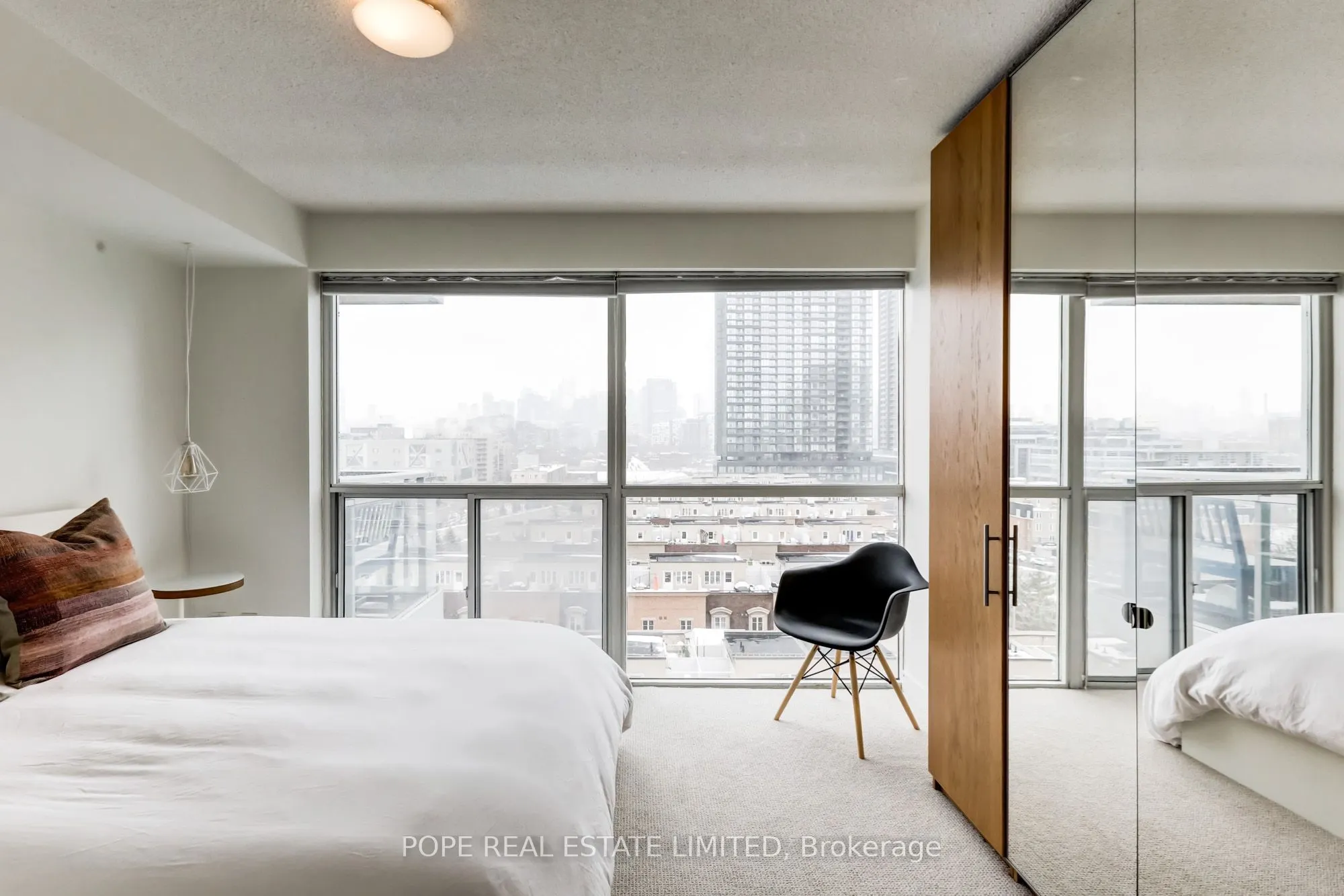 80 Western Battery Road, #811