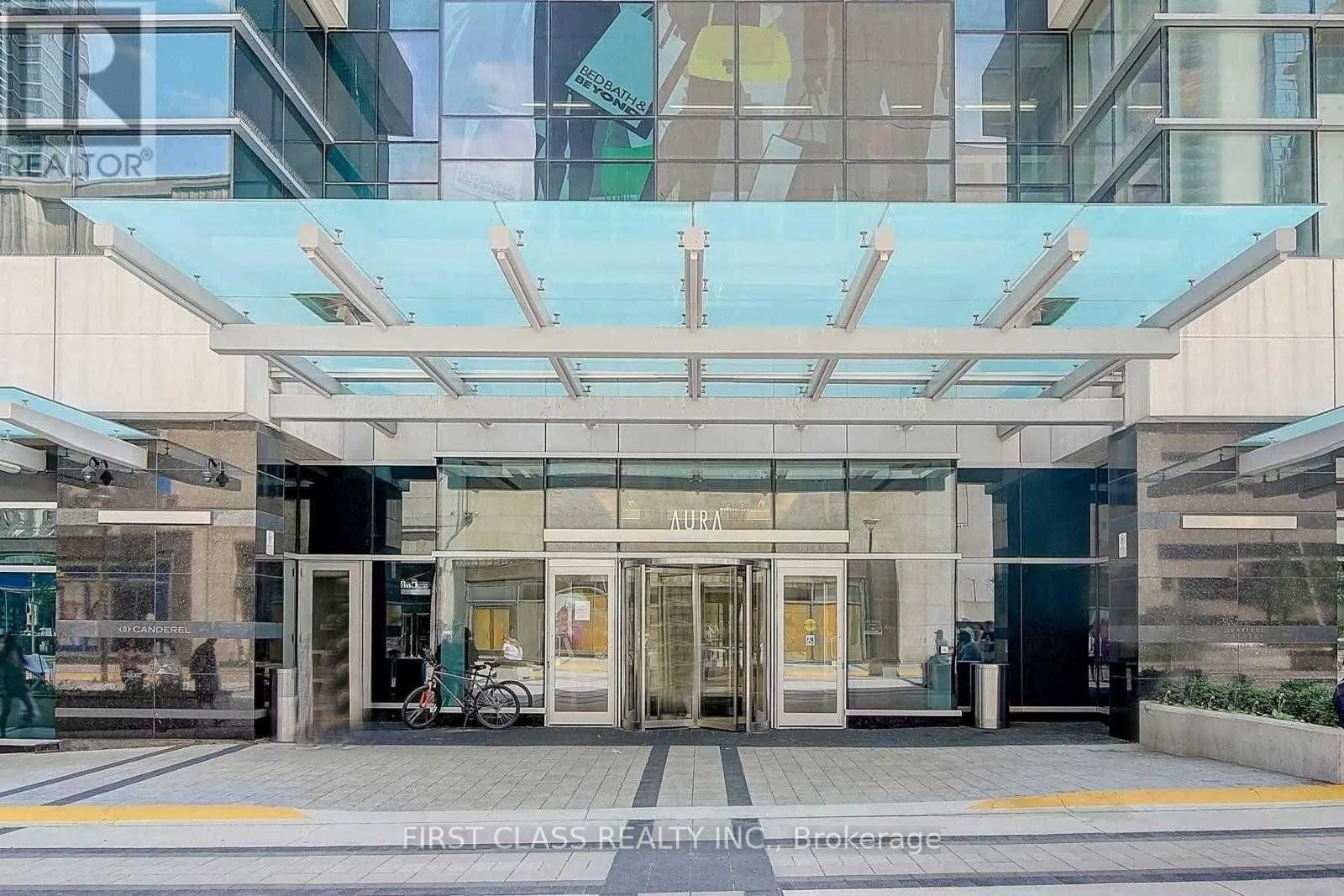 386 Yonge Street, #5003