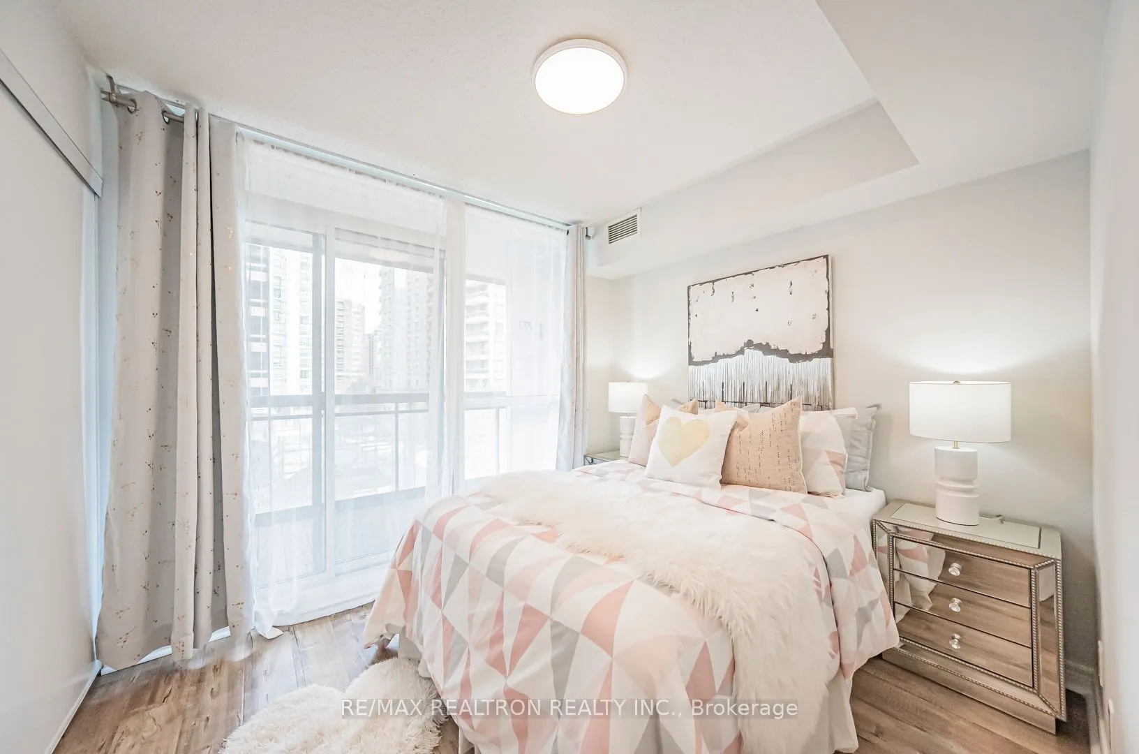 18 Parkview Avenue, #503