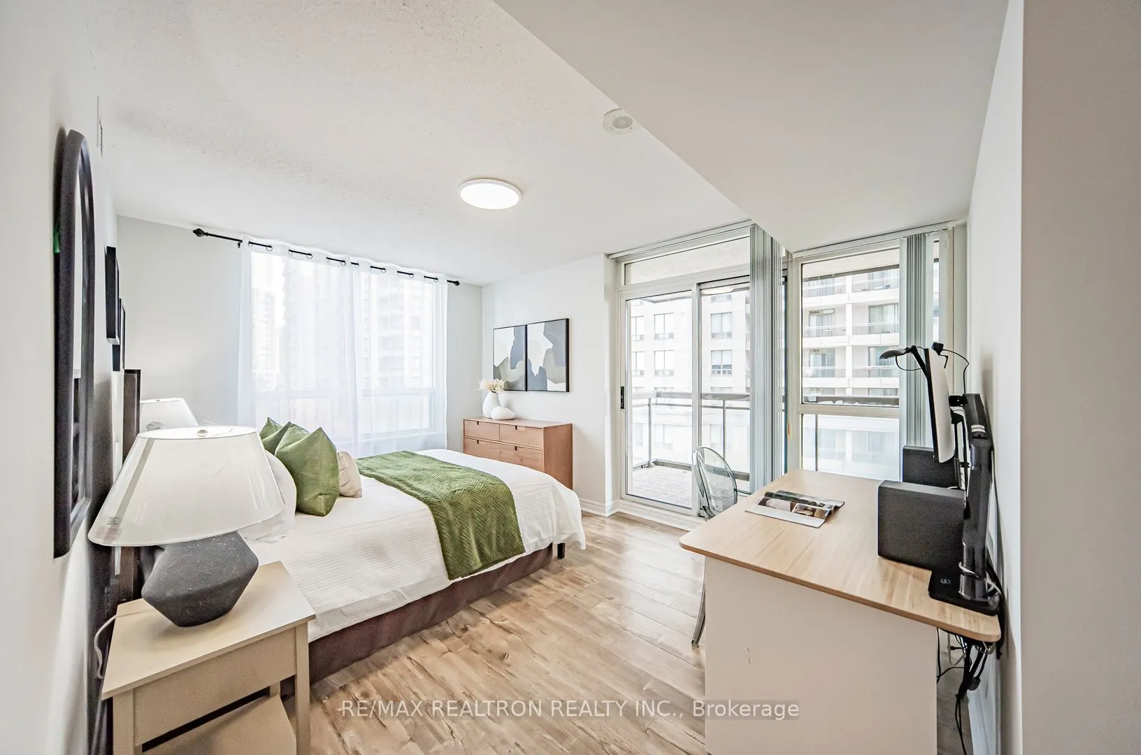 18 Parkview Avenue, #503