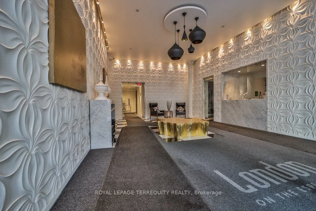 1 Scott Street, #2102