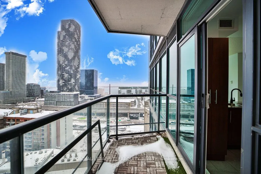 1 Scott Street, #2102