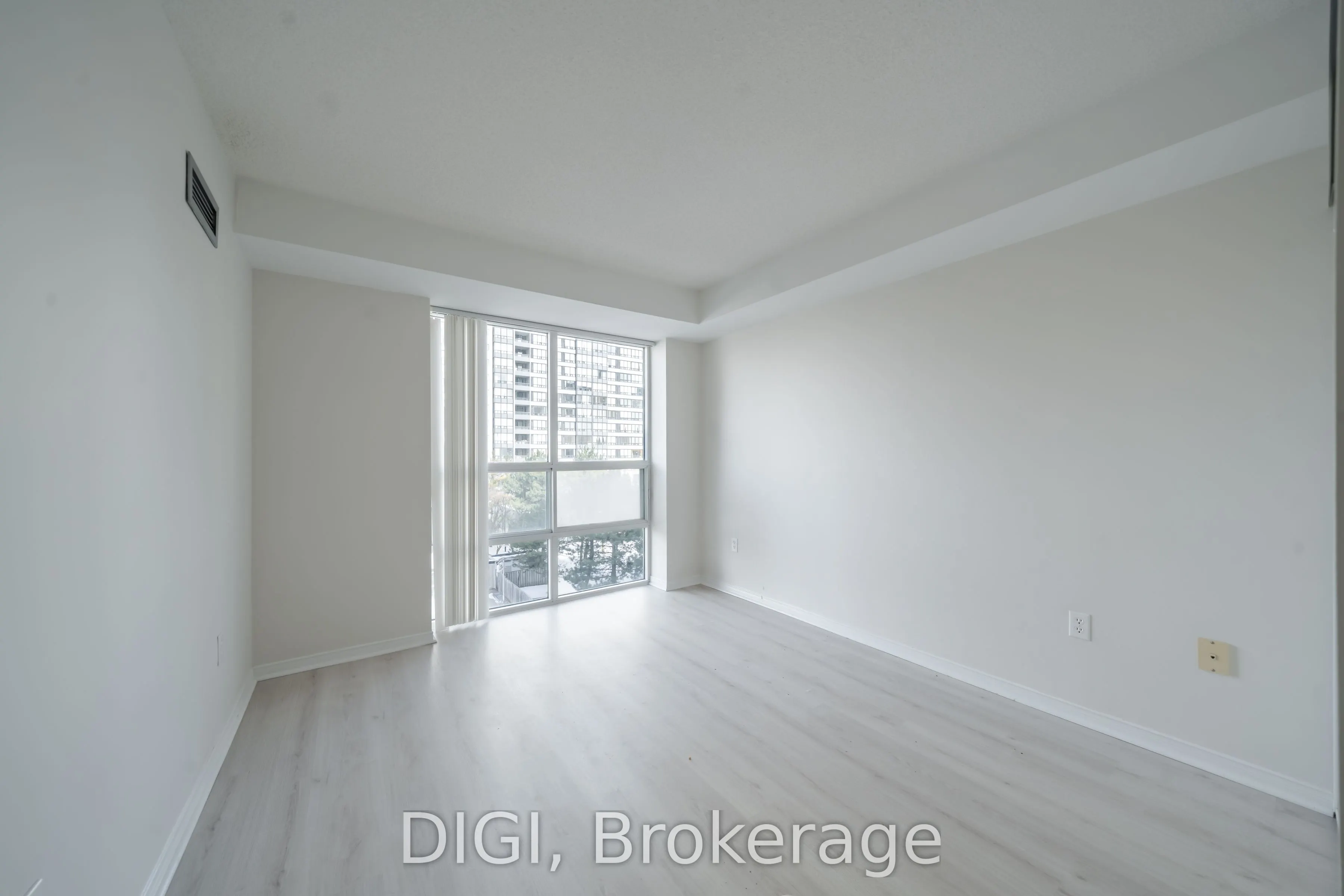 1 Pemberton Avenue, #502