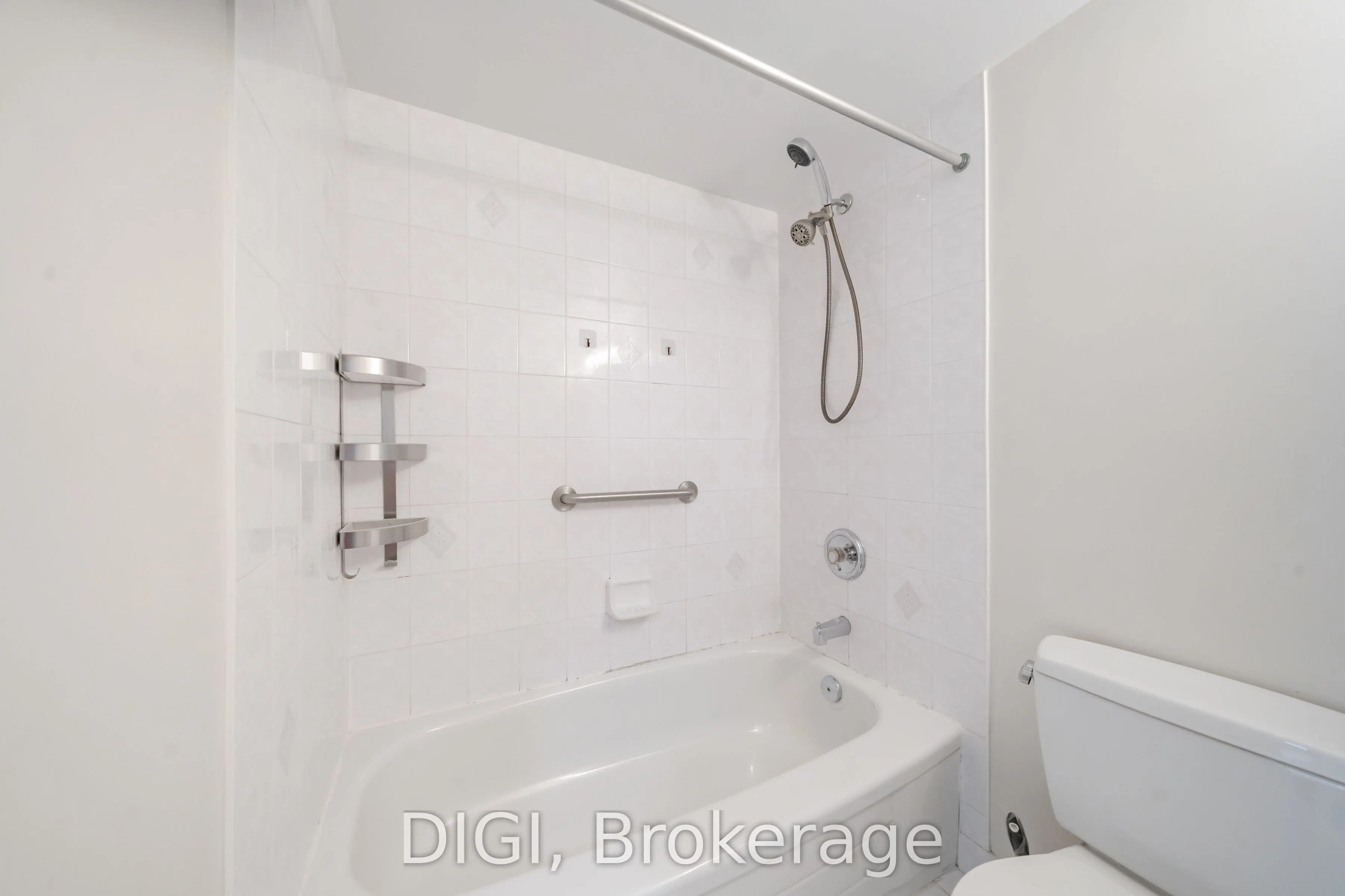 1 Pemberton Avenue, #502
