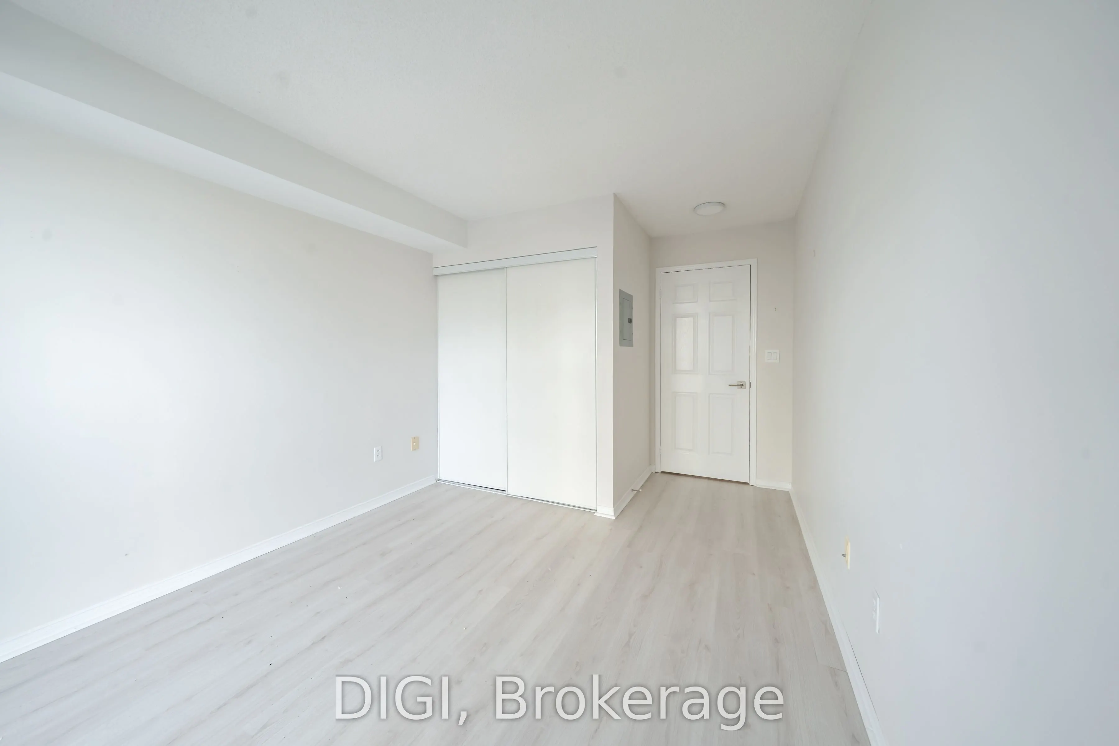 1 Pemberton Avenue, #502