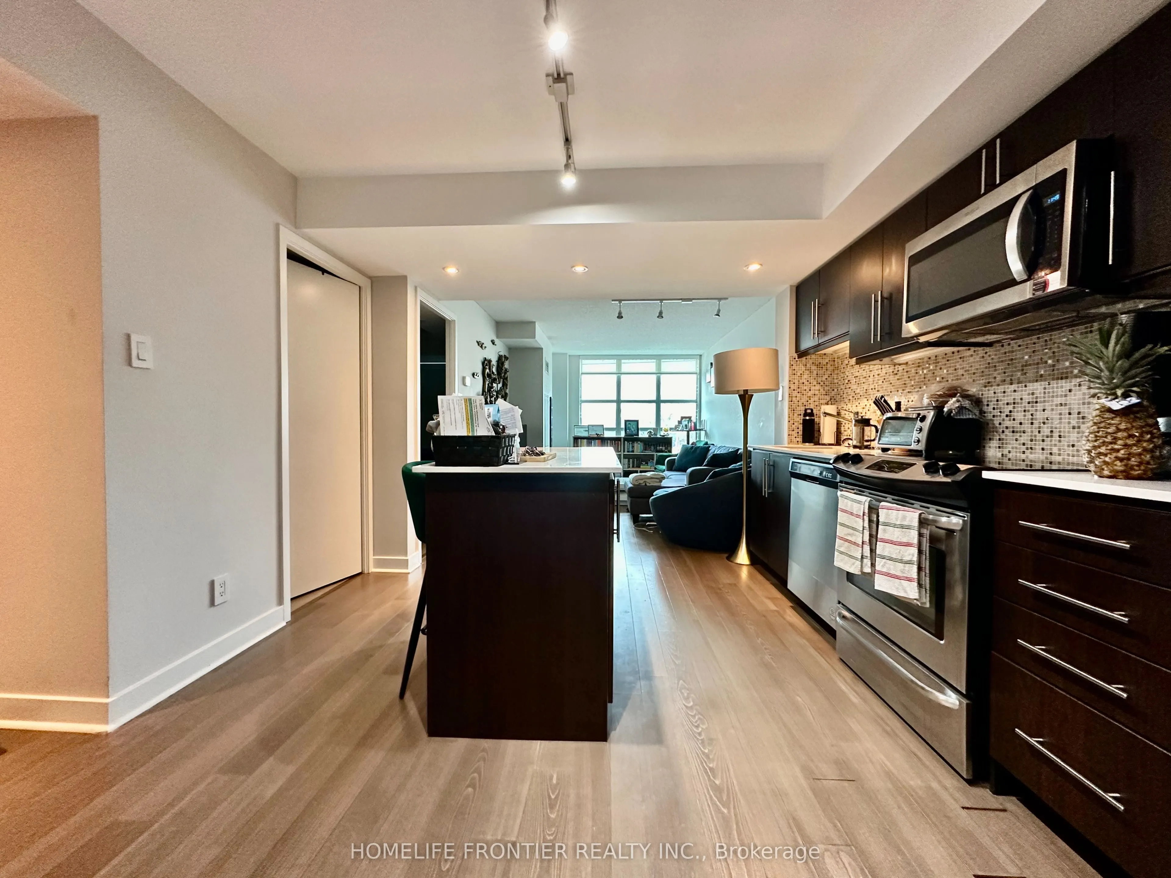 1169 Queen Street W, #410