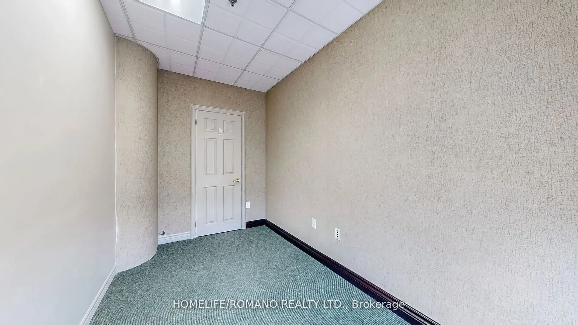 800 Sheppard Avenue, #C1 &  C3