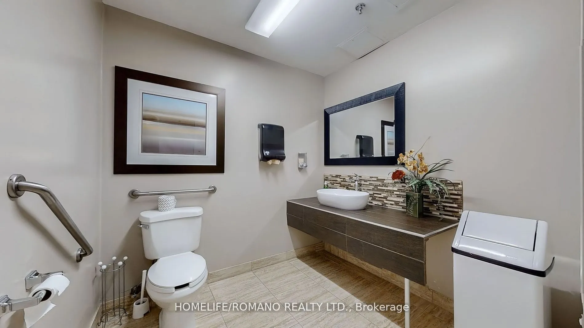 800 Sheppard Avenue, #C1 &  C3