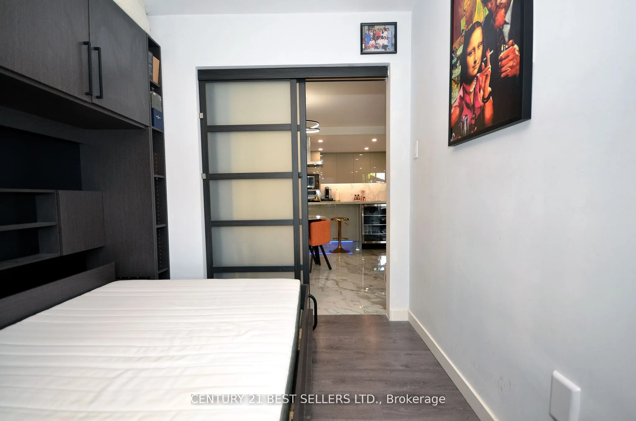100 Canyon Avenue #302