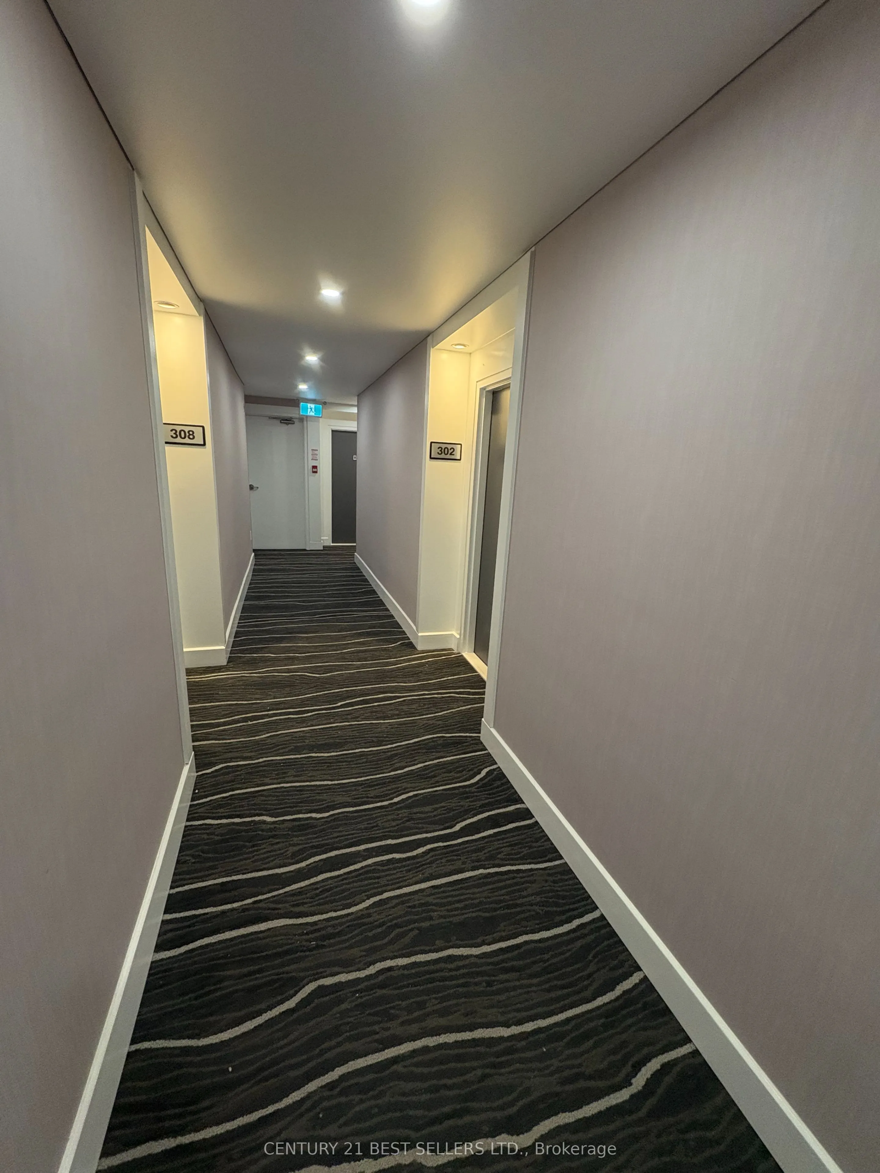100 Canyon Avenue #302