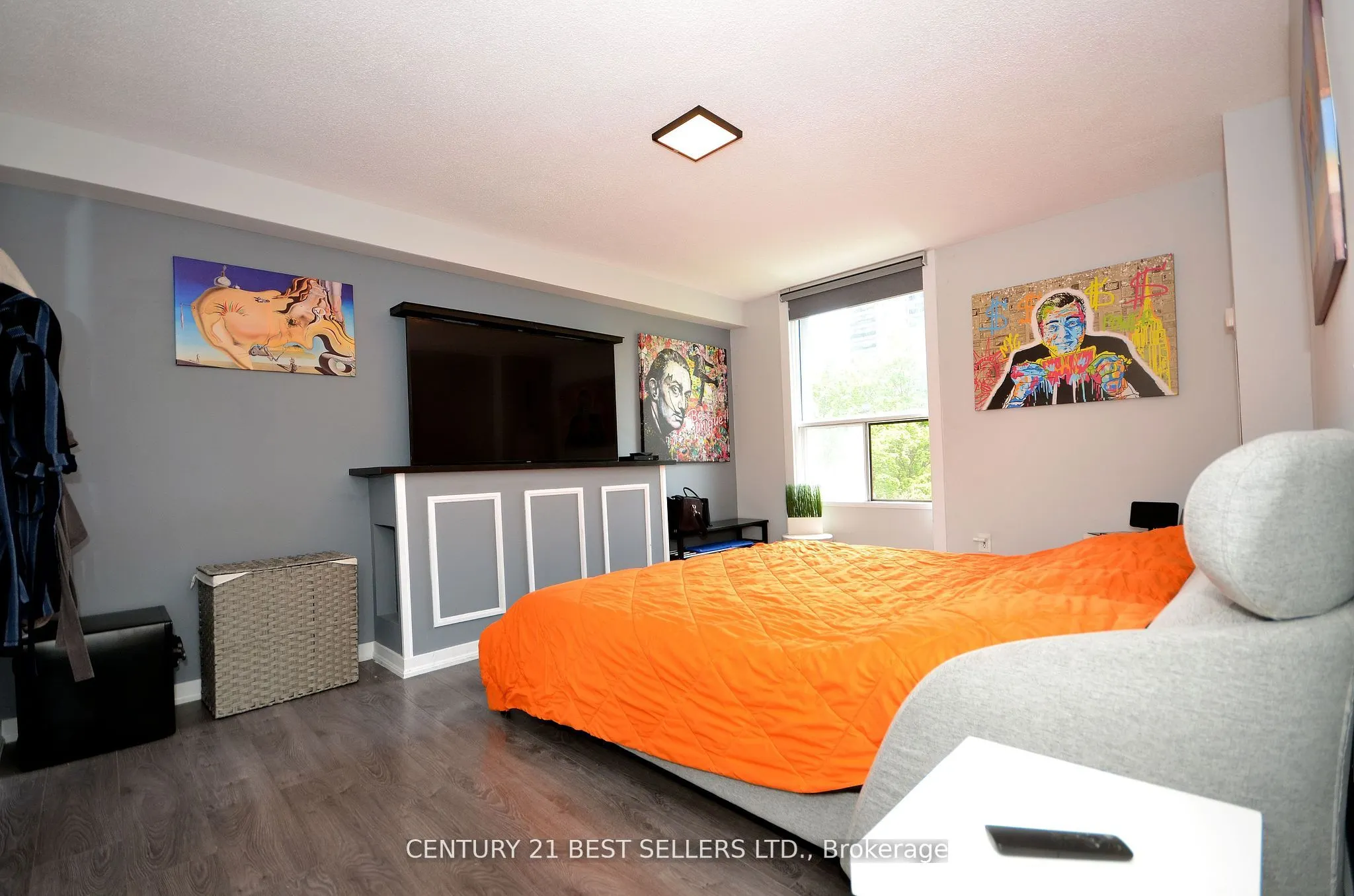 100 Canyon Avenue #302