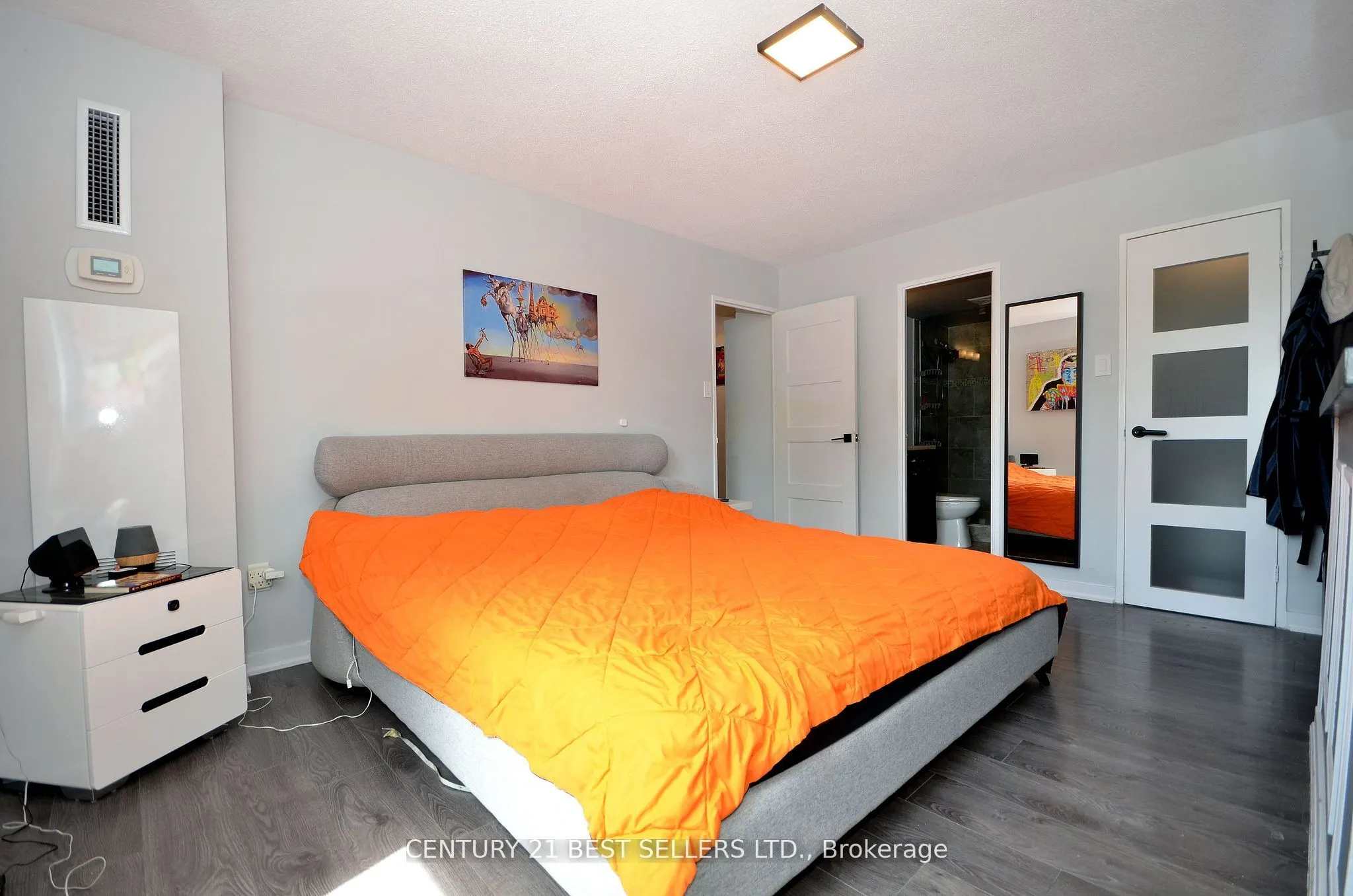 100 Canyon Avenue #302