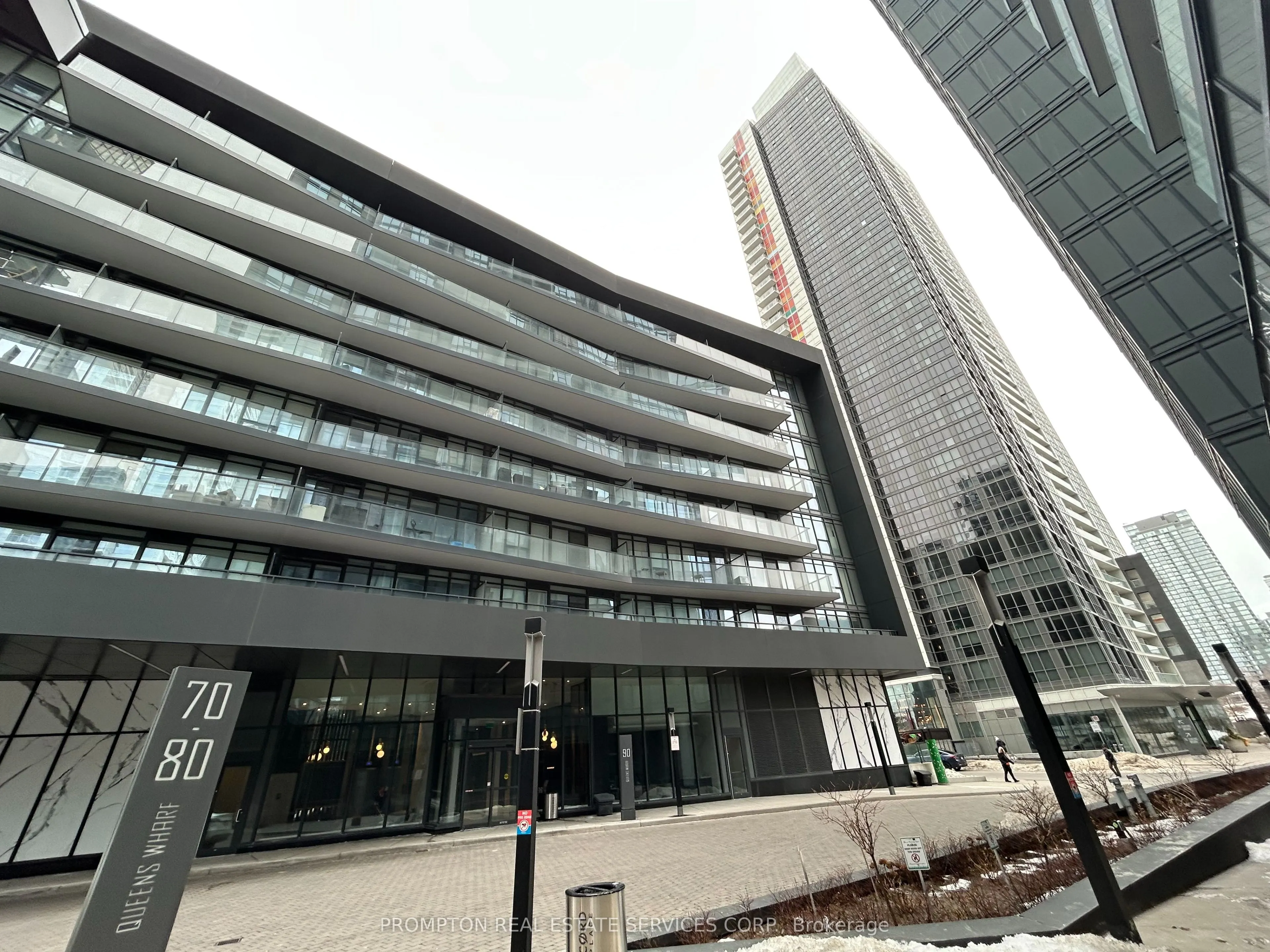 90 Queens Wharf Road, #801