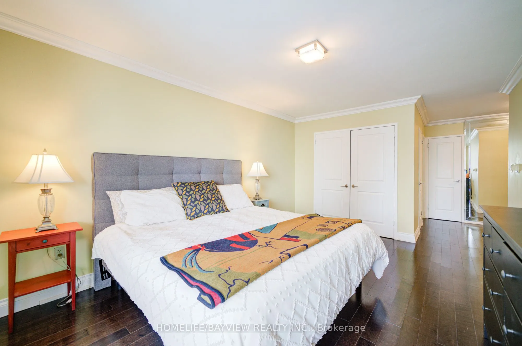 115 Antibes Drive, #806