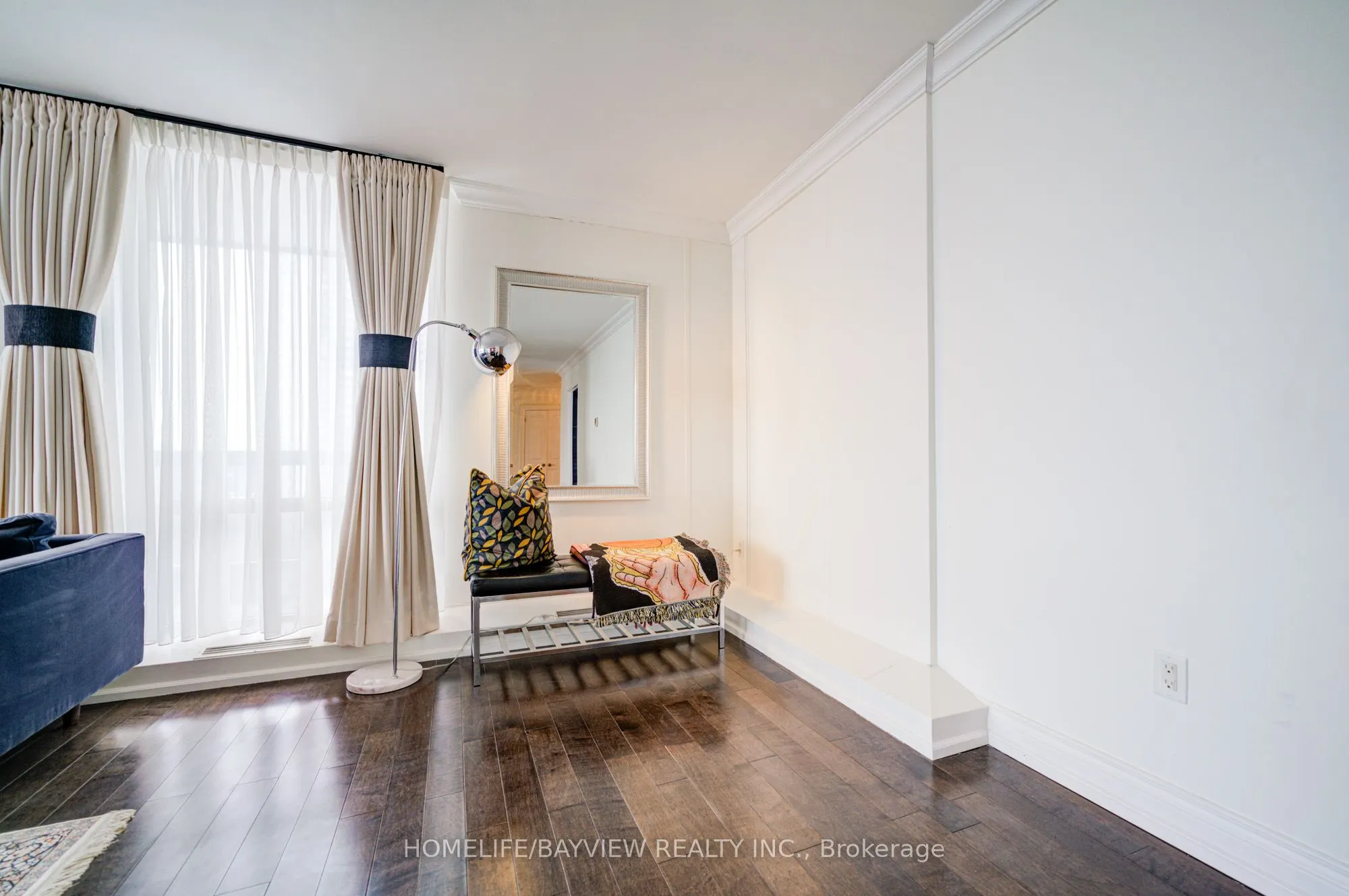 115 Antibes Drive, #806