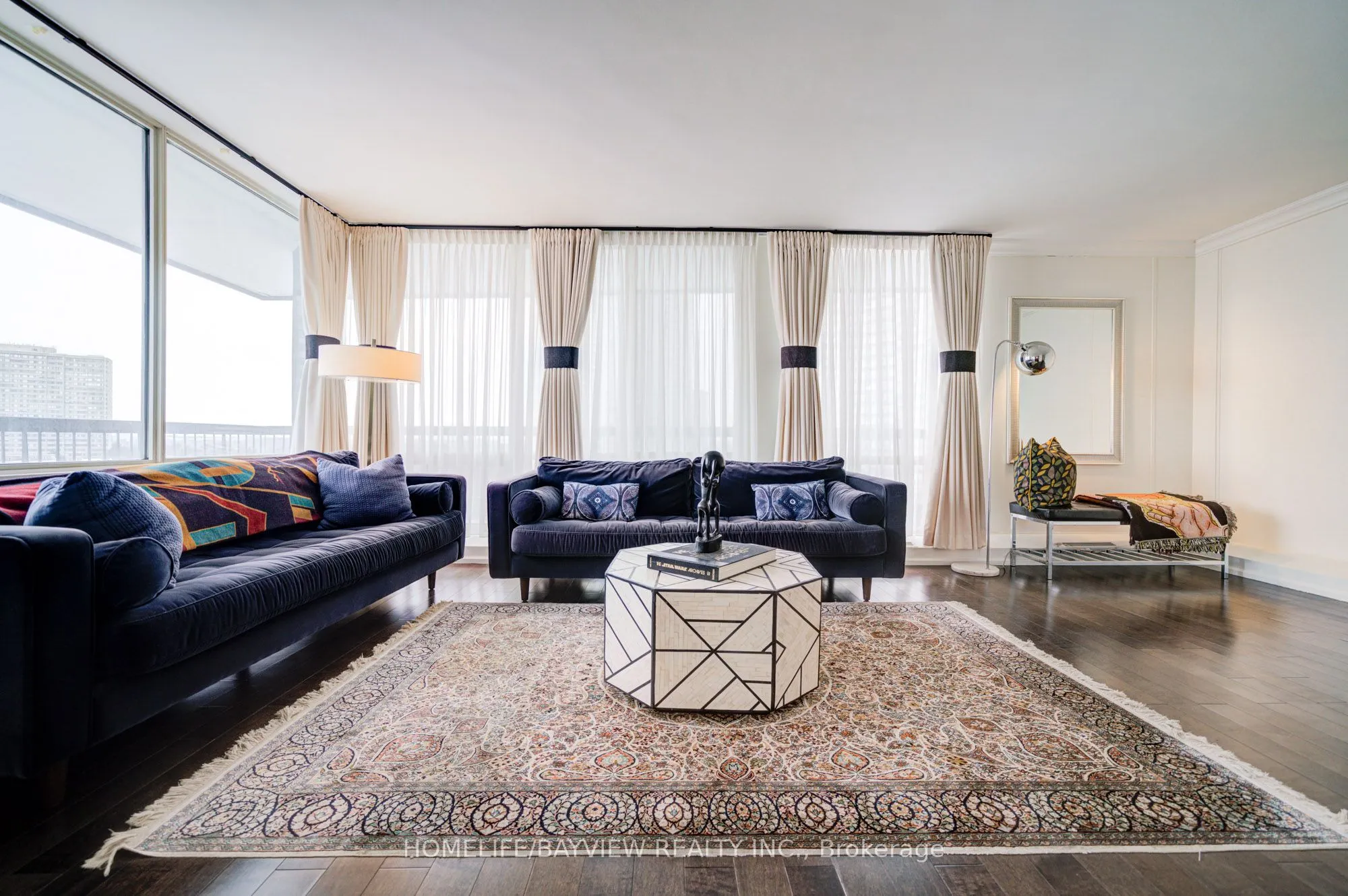 115 Antibes Drive, #806