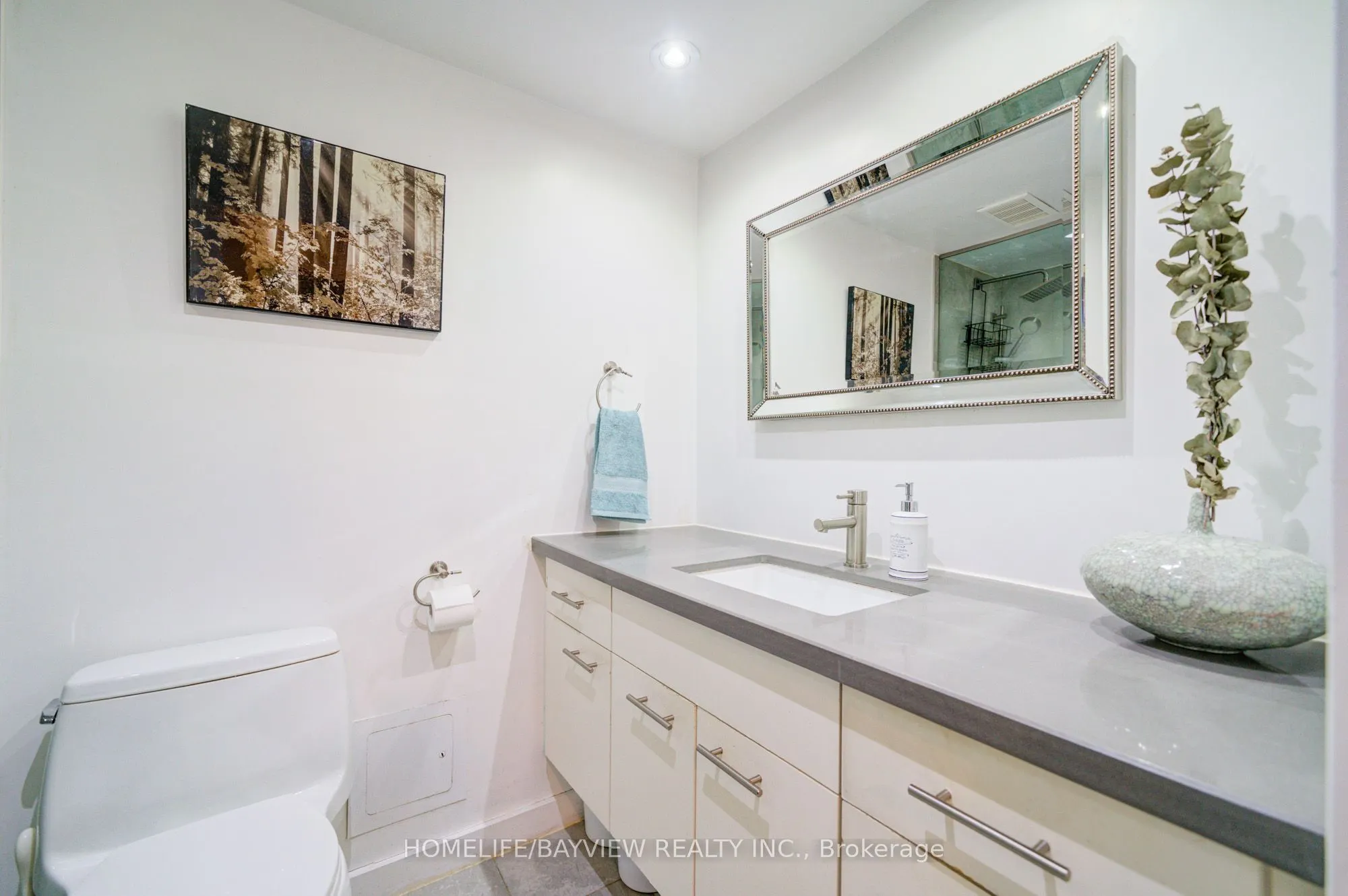 115 Antibes Drive, #806