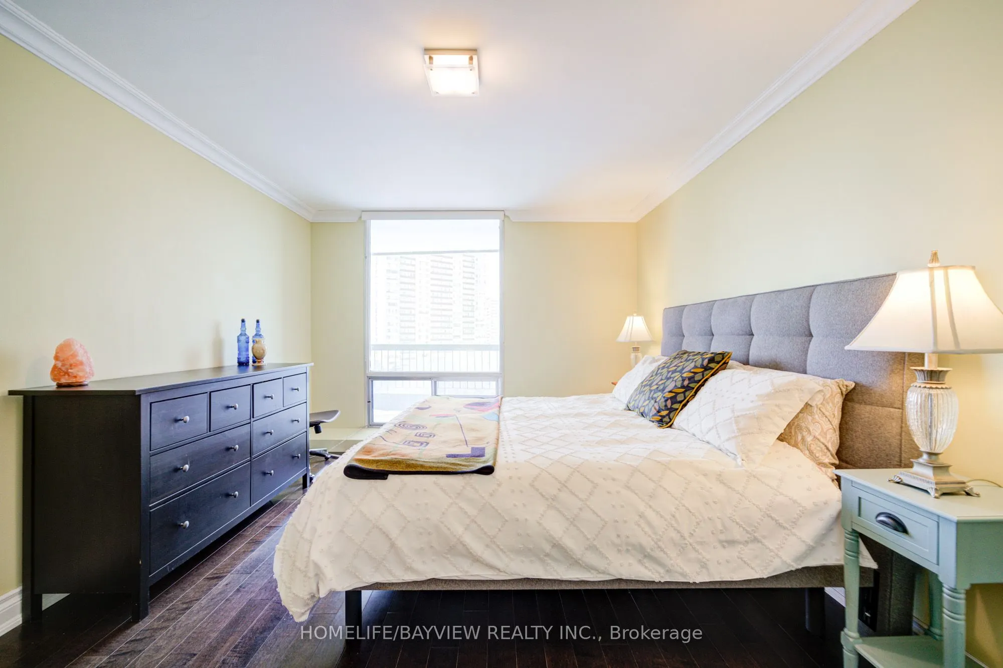 115 Antibes Drive, #806