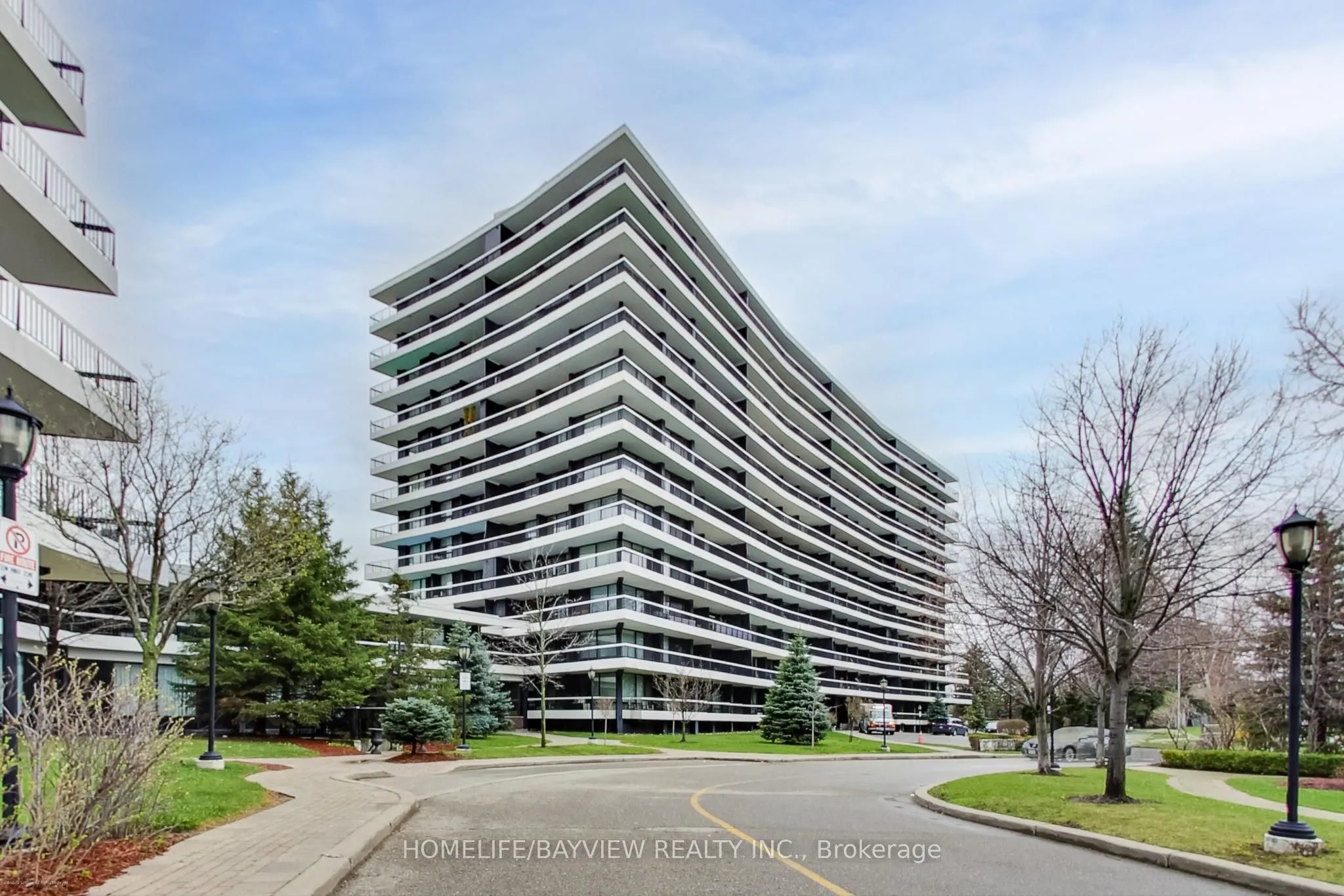 115 Antibes Drive, #806