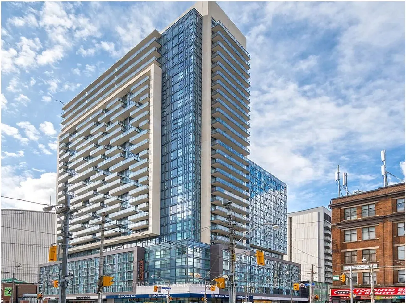 570 Bay Street, #1121